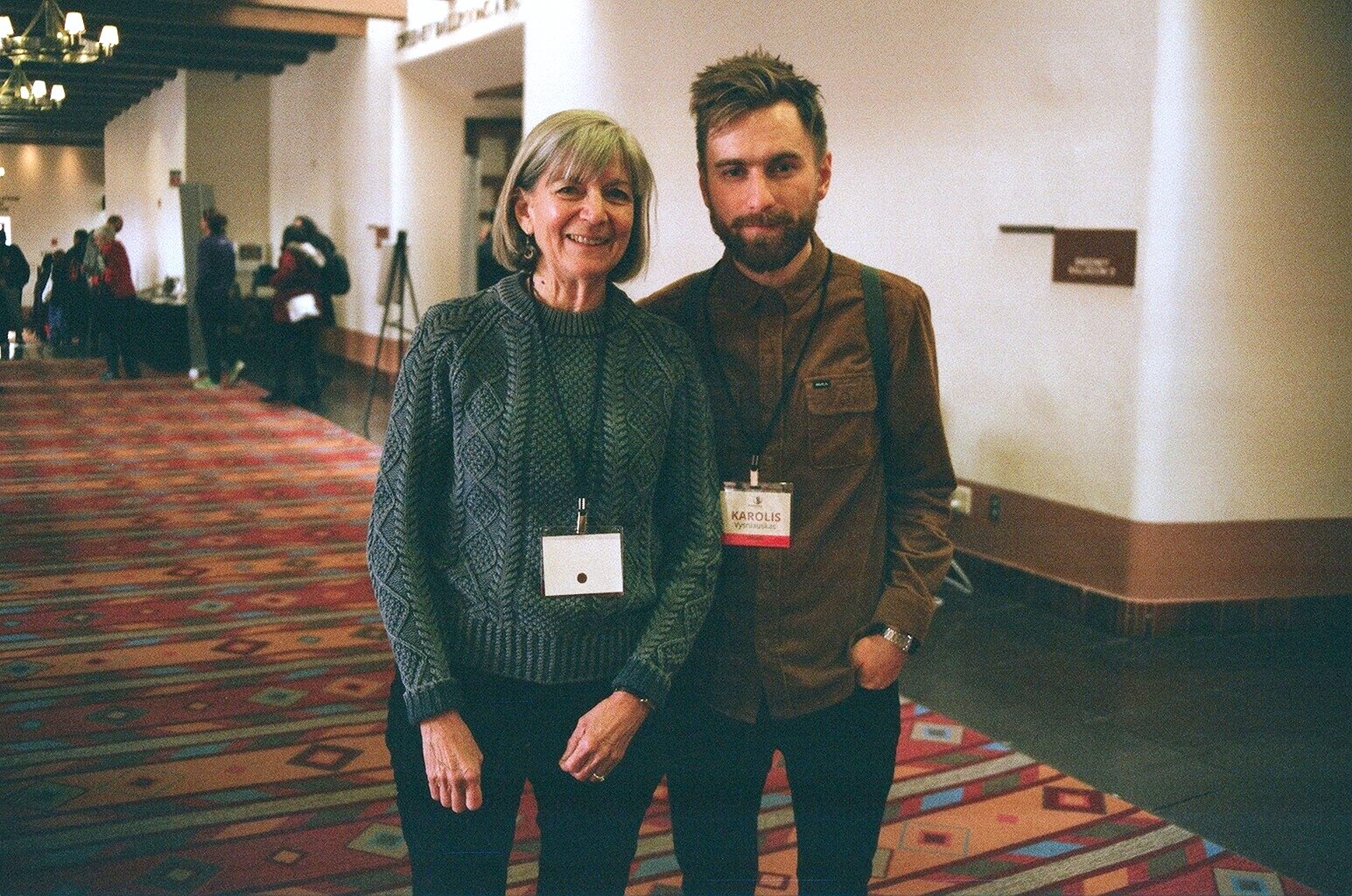 Ann Cooper and Karolis Vyšniauskas in Santa Fe, New Mexico, at the “Journalism Under Fire” conference