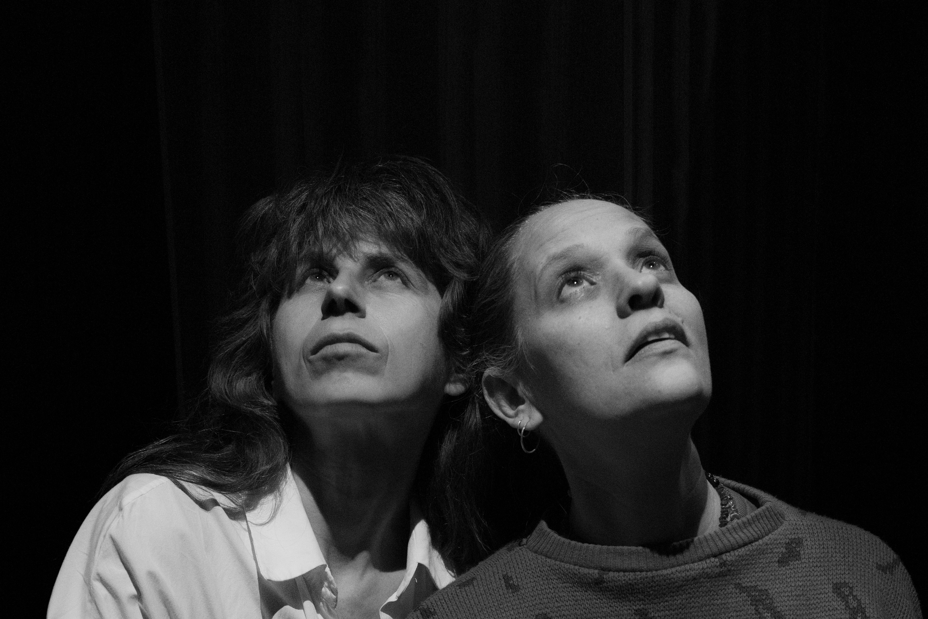 With their performance, choreographer Adrienn Hód (left) and production manager Alexandra Morales created a space to explore the human body in all its forms. ©Julija Stankevičiūtė