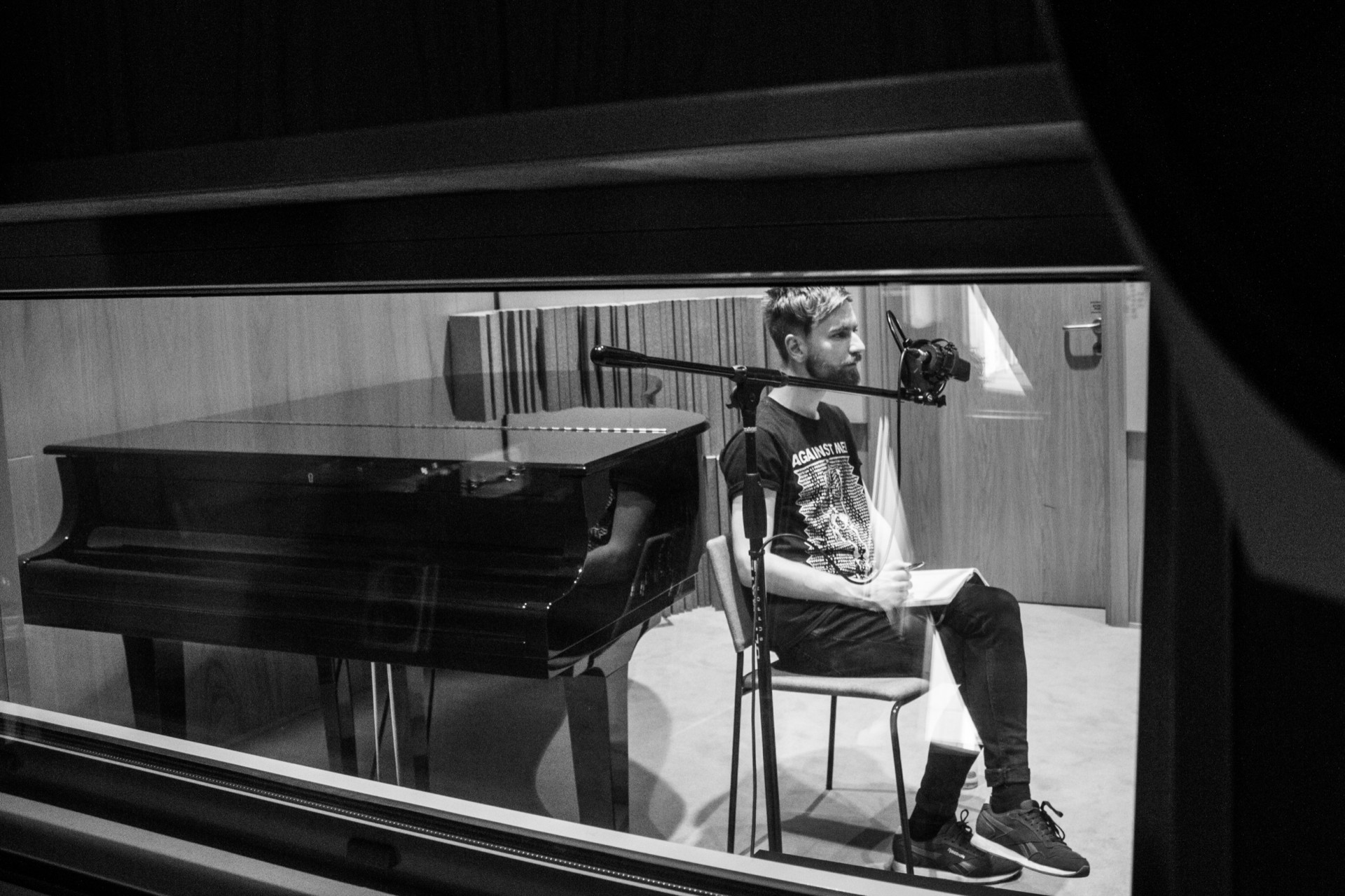 Karolis Vyšniauskas, the host of the podcast: „I wanted to have this conversation at some point. I feel now is the right time.“ ©Berta Tilmantaitė