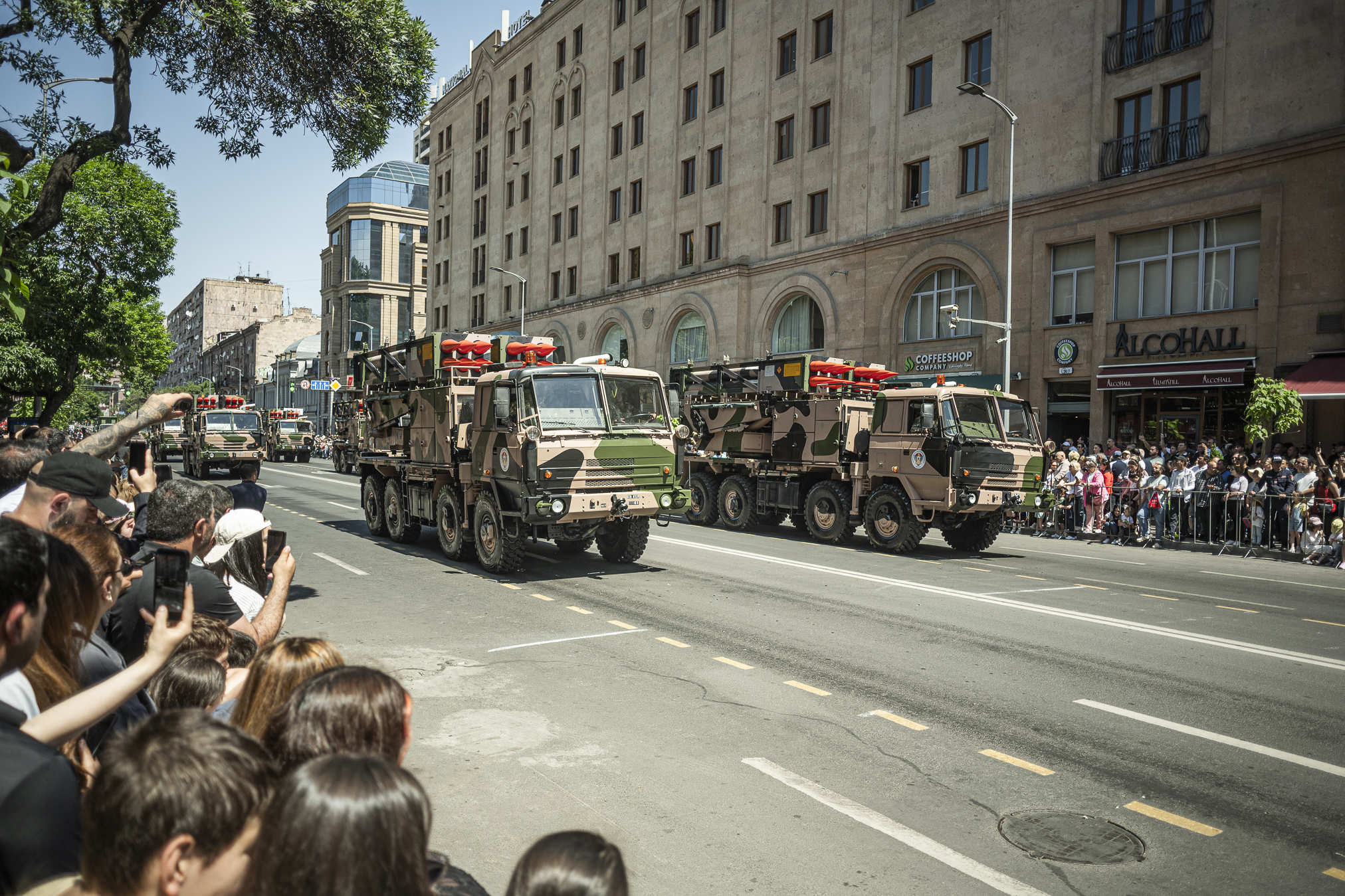 Over recent years, Yerevan has nearly tripled its defence budget. The Pashinyan government wants to show that it is negotiating peace with Azerbaijan while simultaneously modernising the country's armed forces, ready to defend Armenia's sovereign territory. © Denis Vėjas