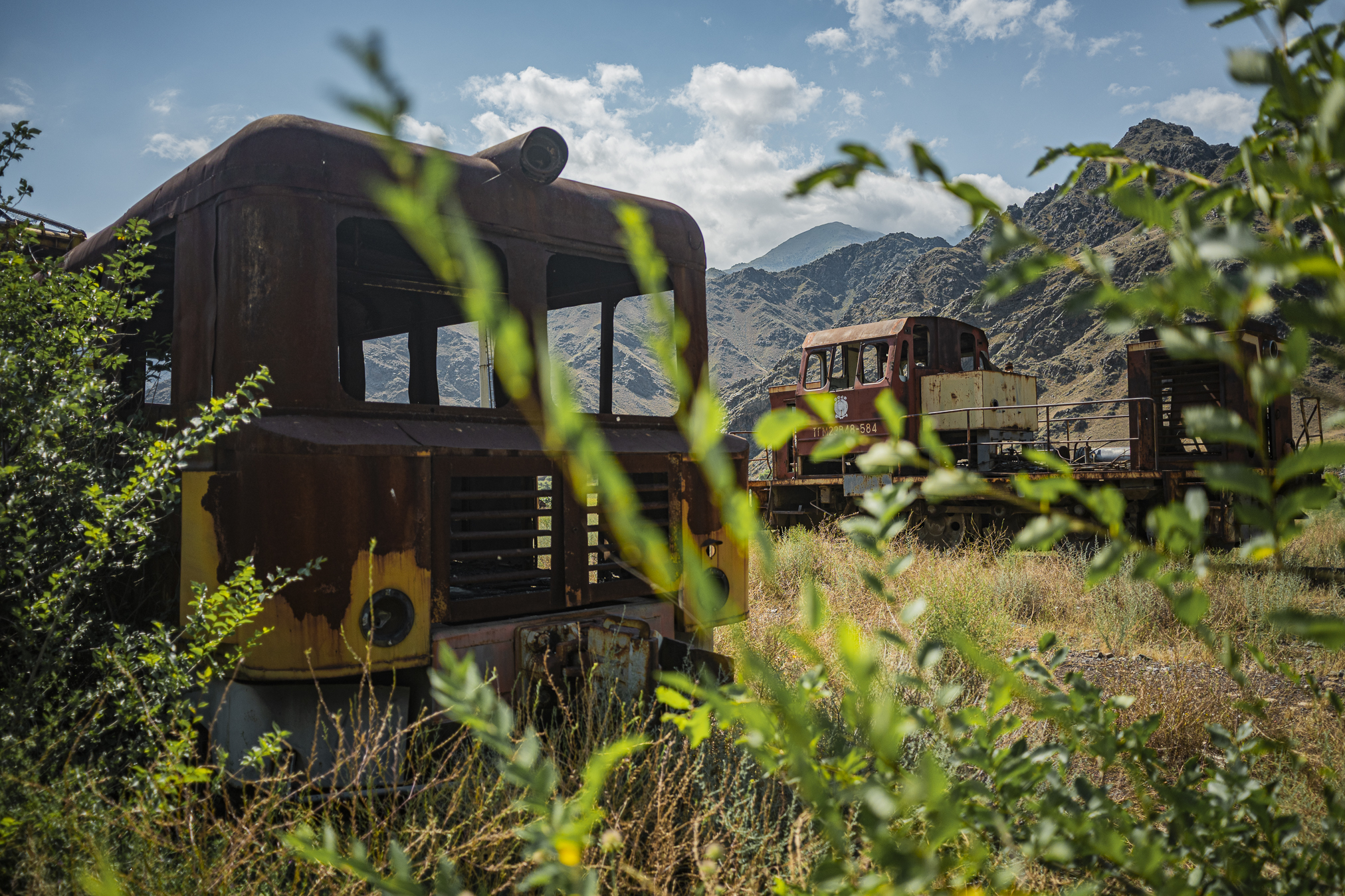 In Soviet times, this stretch of the railway was controlled by Azerbaijan and many Azerbaijanis worked at the station alongside Armenians. The station has stood abandoned since the First Karabakh War. © Denis Vėjas