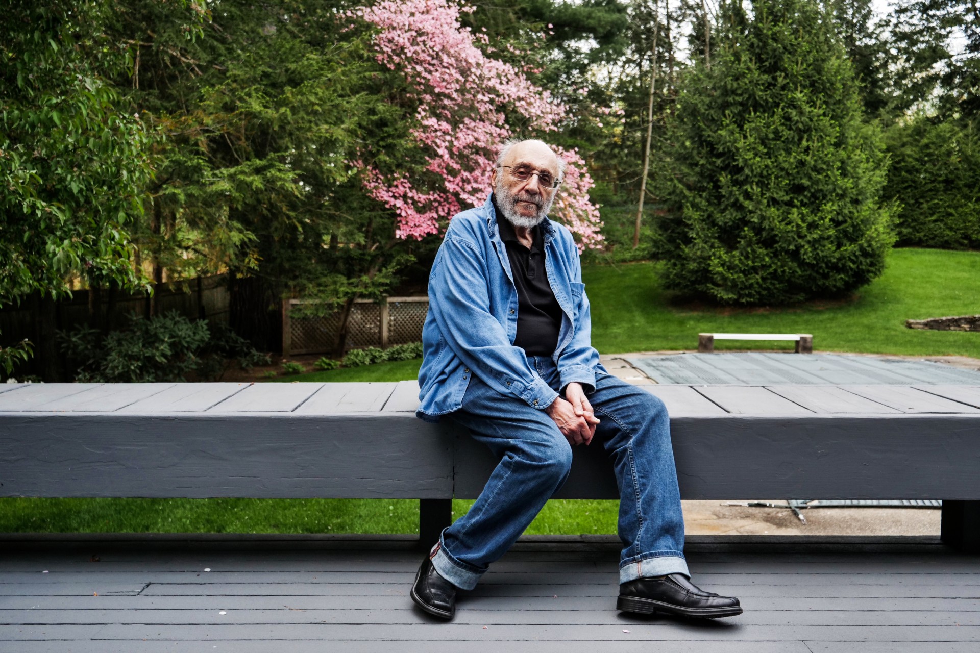 Today Samuel Bak lives a peaceful life in Weston – a small green town close to Boston. ©Ieva Lygnugarytė