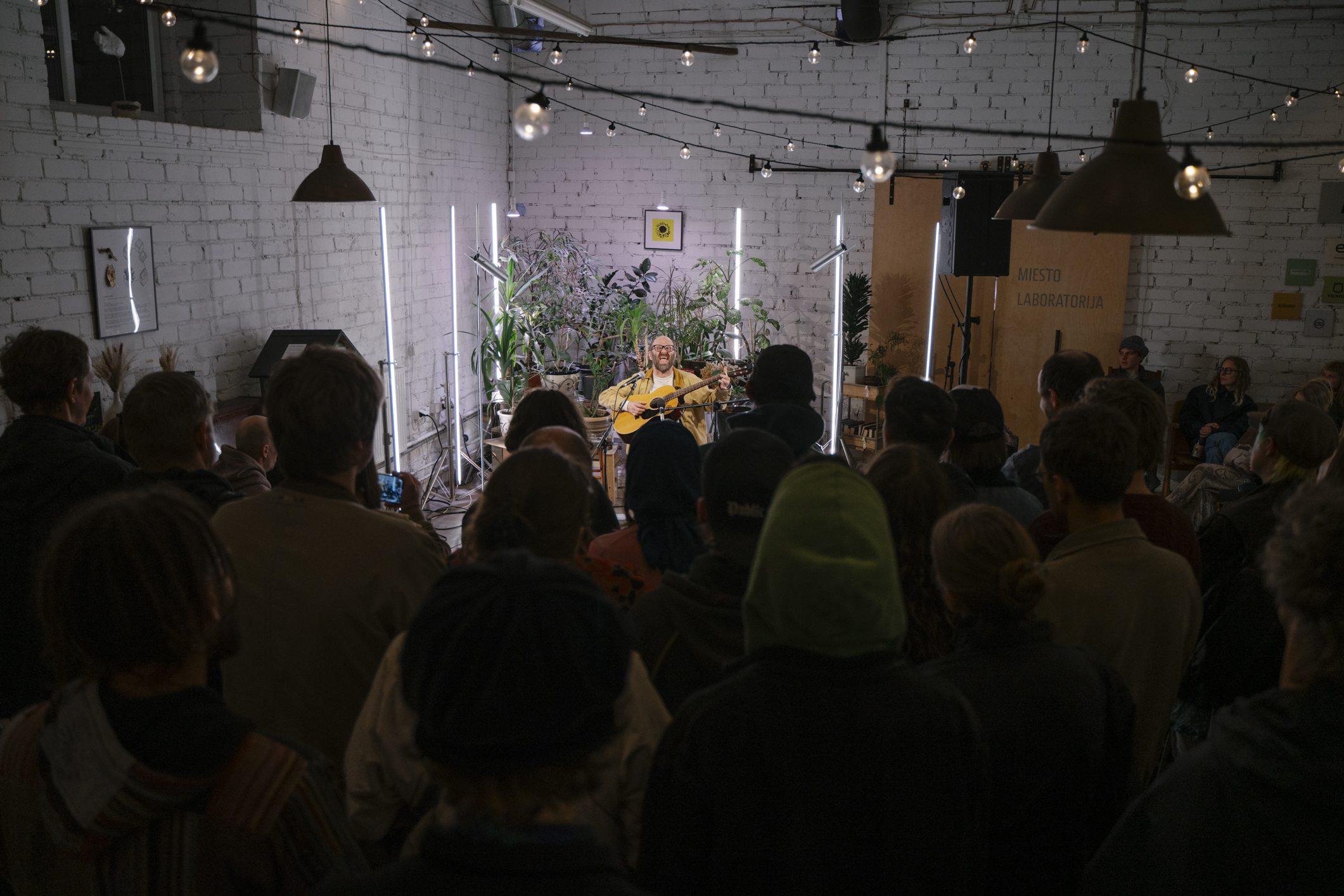 Deformed blues music by chik white (Nova Scotia-based artist and improviser Darcy Spidle), one of the most 