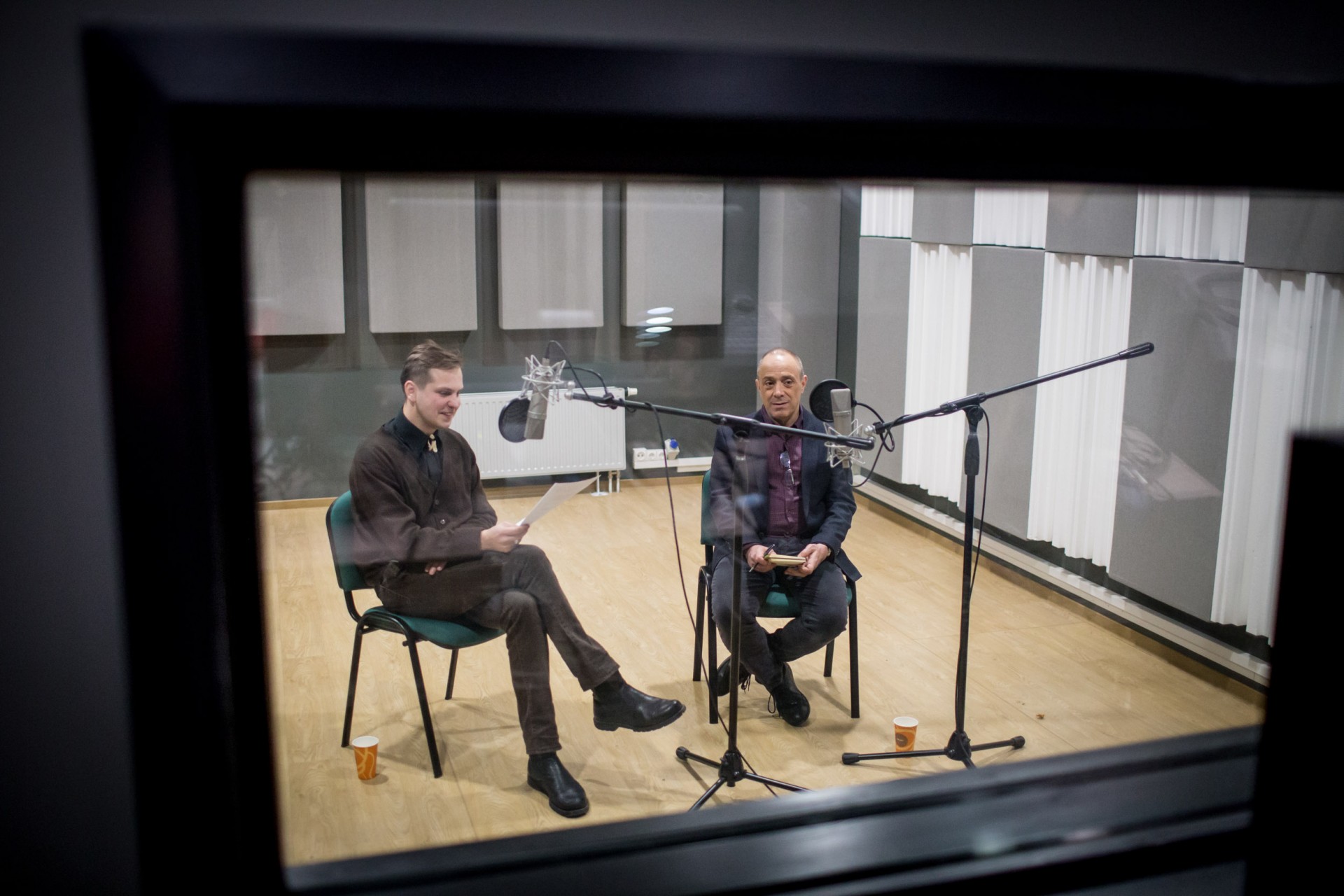 Journalist Artūras Morozovas interviews a senior editor of Radio Free Europe Brian Whitmore