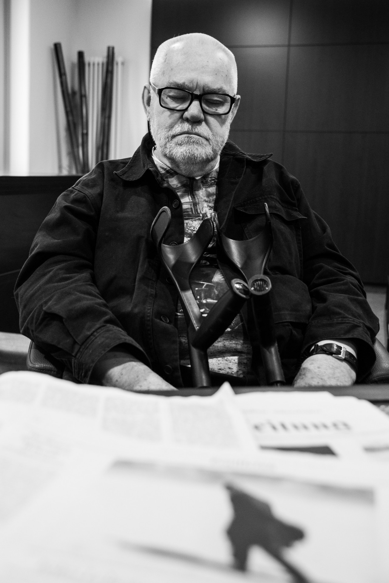 Antanas sutkus viešbutyje Berlyne, prieš susitikimą su žurnalistais. ©Berta Tilmantaitė