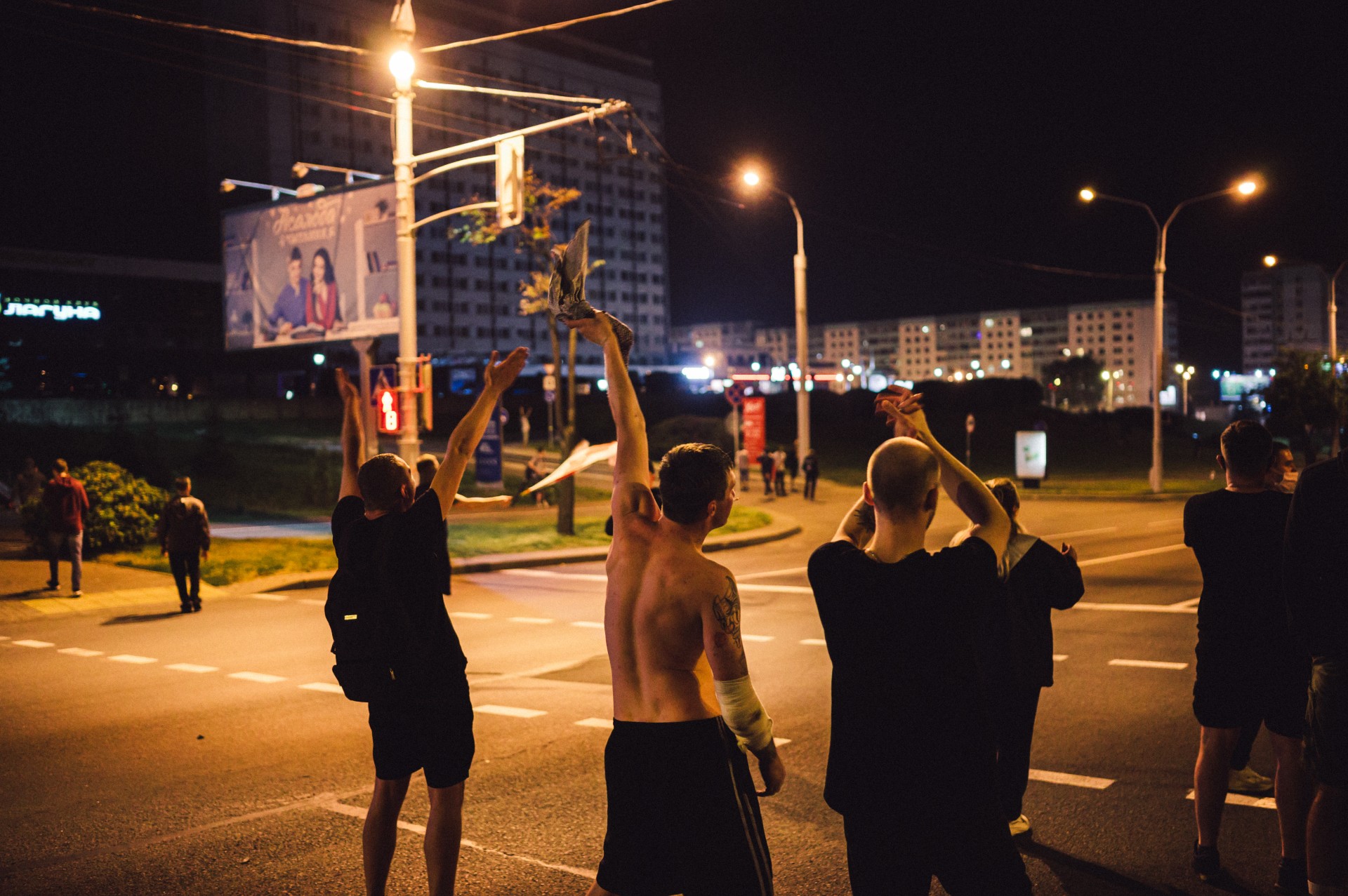 Susirėmimai Puškinskajos gatvėje, kur antrą protestų naktį buvo mirtinai sužeistas protestuotojas. ©Denis Vėjas