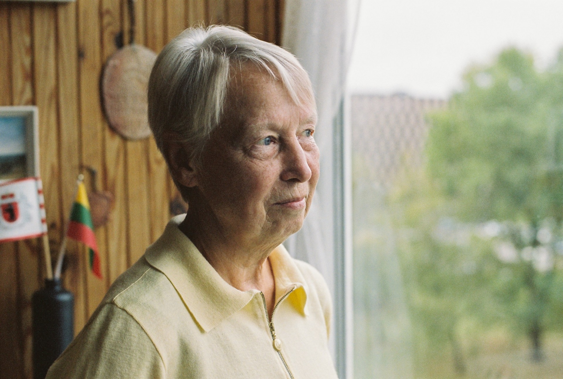 Docentė Lidija Šabajevaitė savo bute Vilniuje. ©Martyna Šulskutė