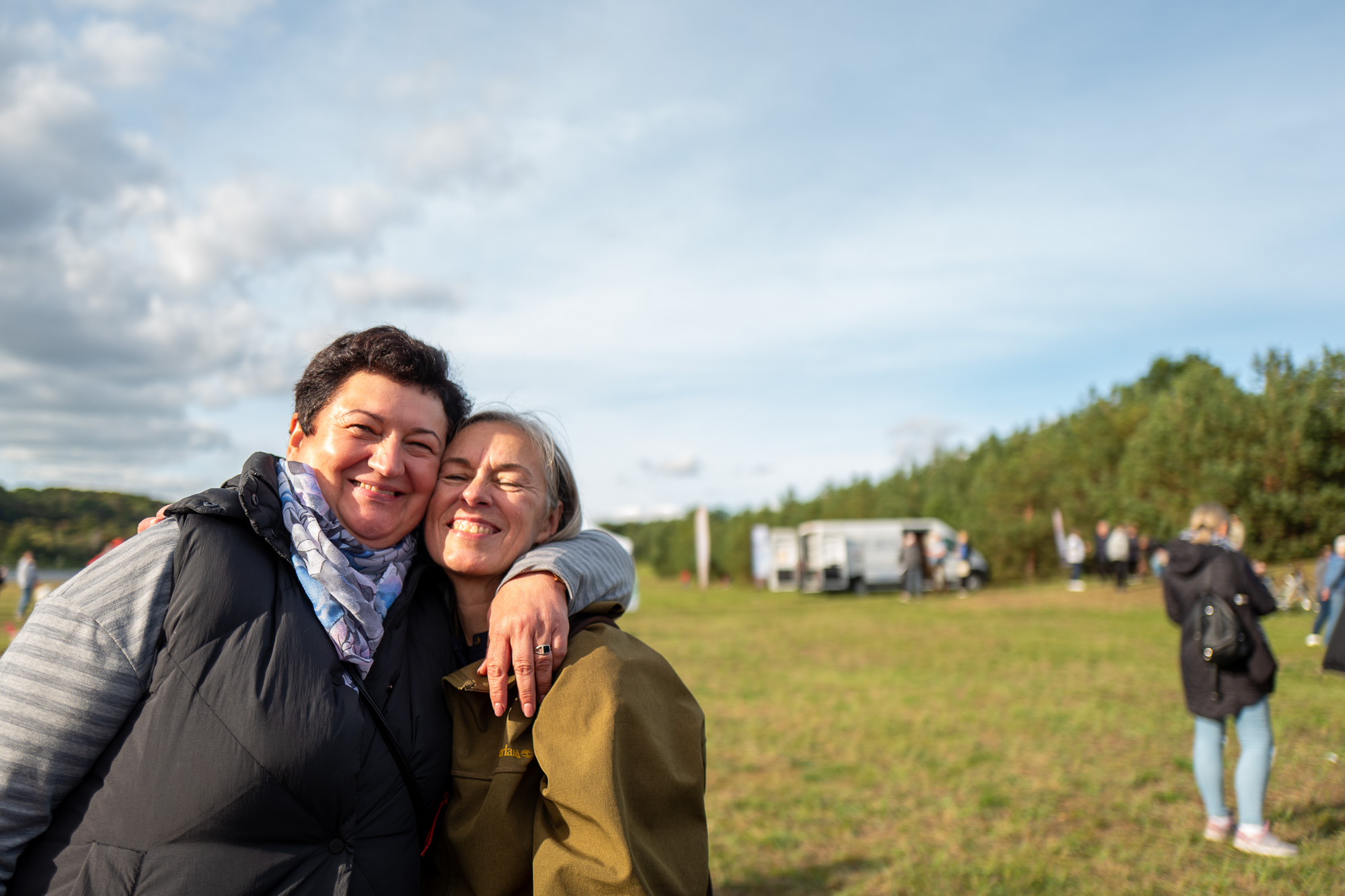 Dešinėje – buvusi Žemųjų Šančių pirmininkė Vita Gelūnienė, 2025 m. ©Darius Petrulis