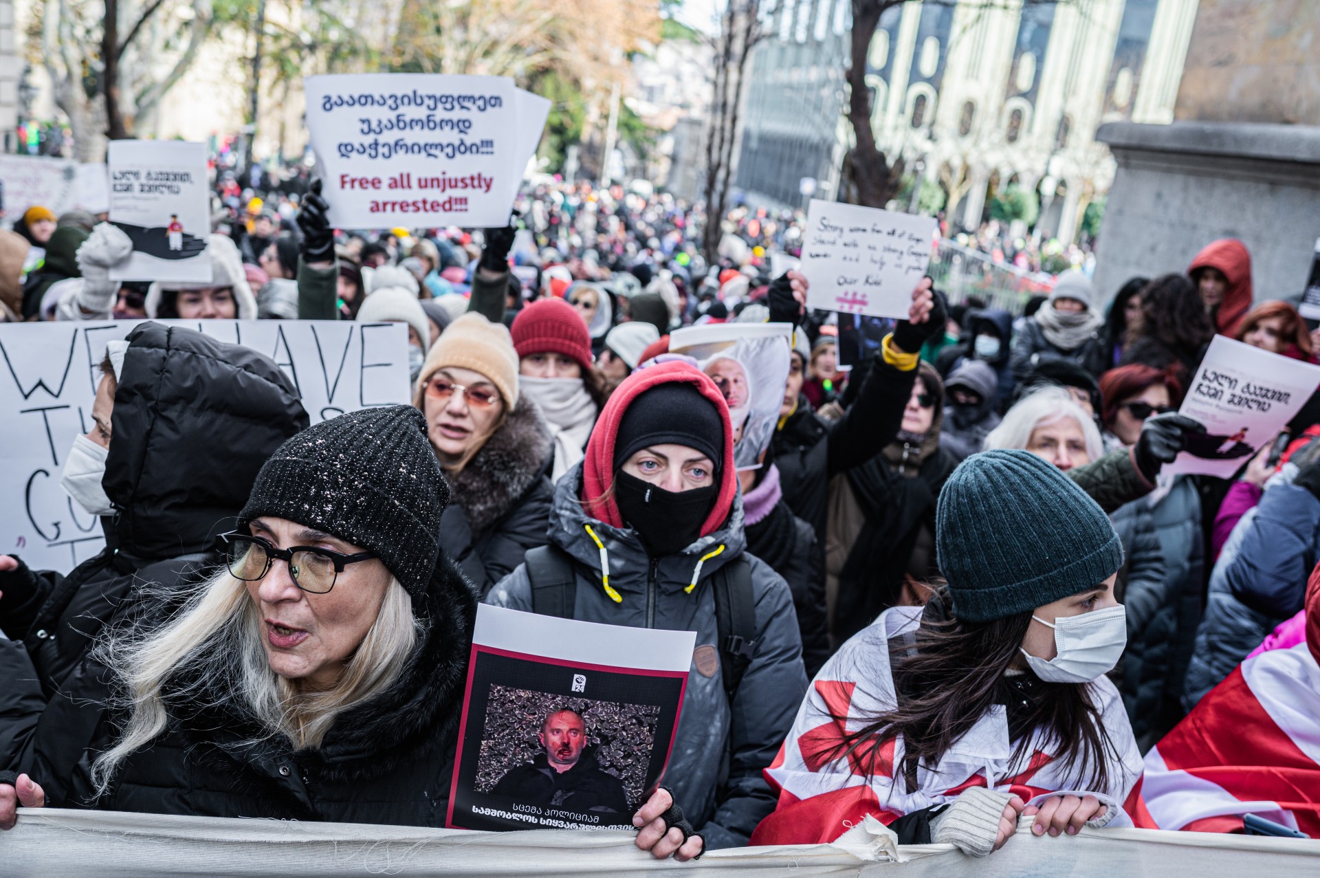 Protestuotojai kiekvienoje eisenoje siekia atkreipti dėmesį į policijos smurtą ir reikalauja paleisti visus sulaikytuosiuos. ©Denis Vėjas