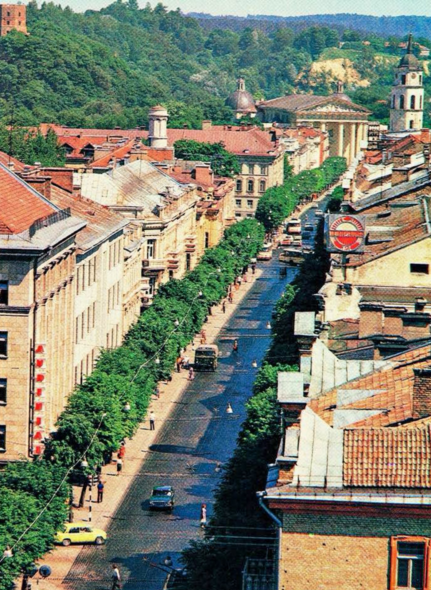 Vilniaus Gedimino prospektas apie 1980-uosius metus.