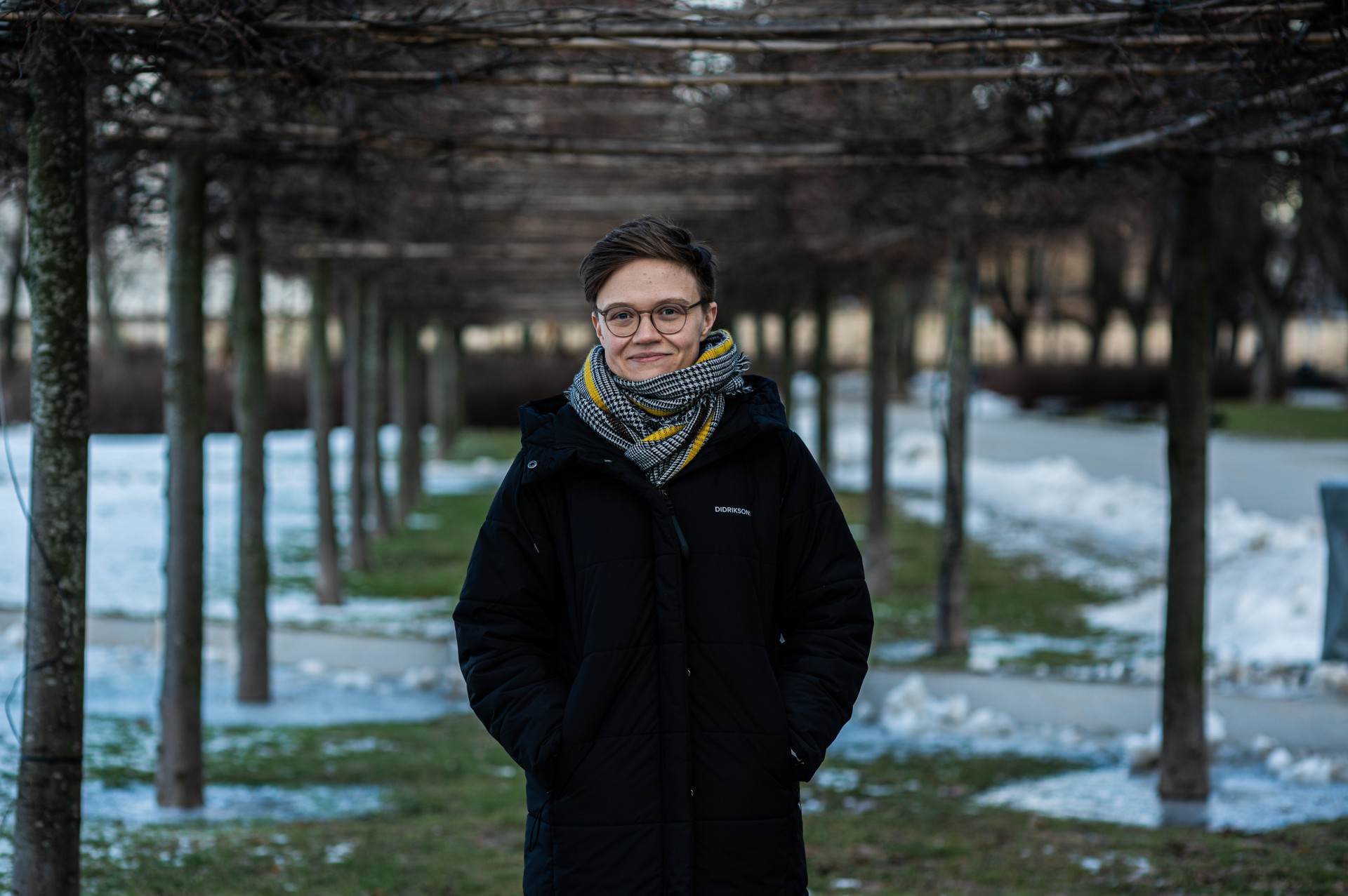 Vienos universiteto istorikė Rasa Navickaitė: „Mes pradėjom kalbėti apie emancipaciją ne kaip apie moterų išsilaisvinimą, bet kaip apskritai marginalizuotų grupių, nustumtų į visuomenės pakraščius, teisių klausimą.“ ©Denis Vėjas