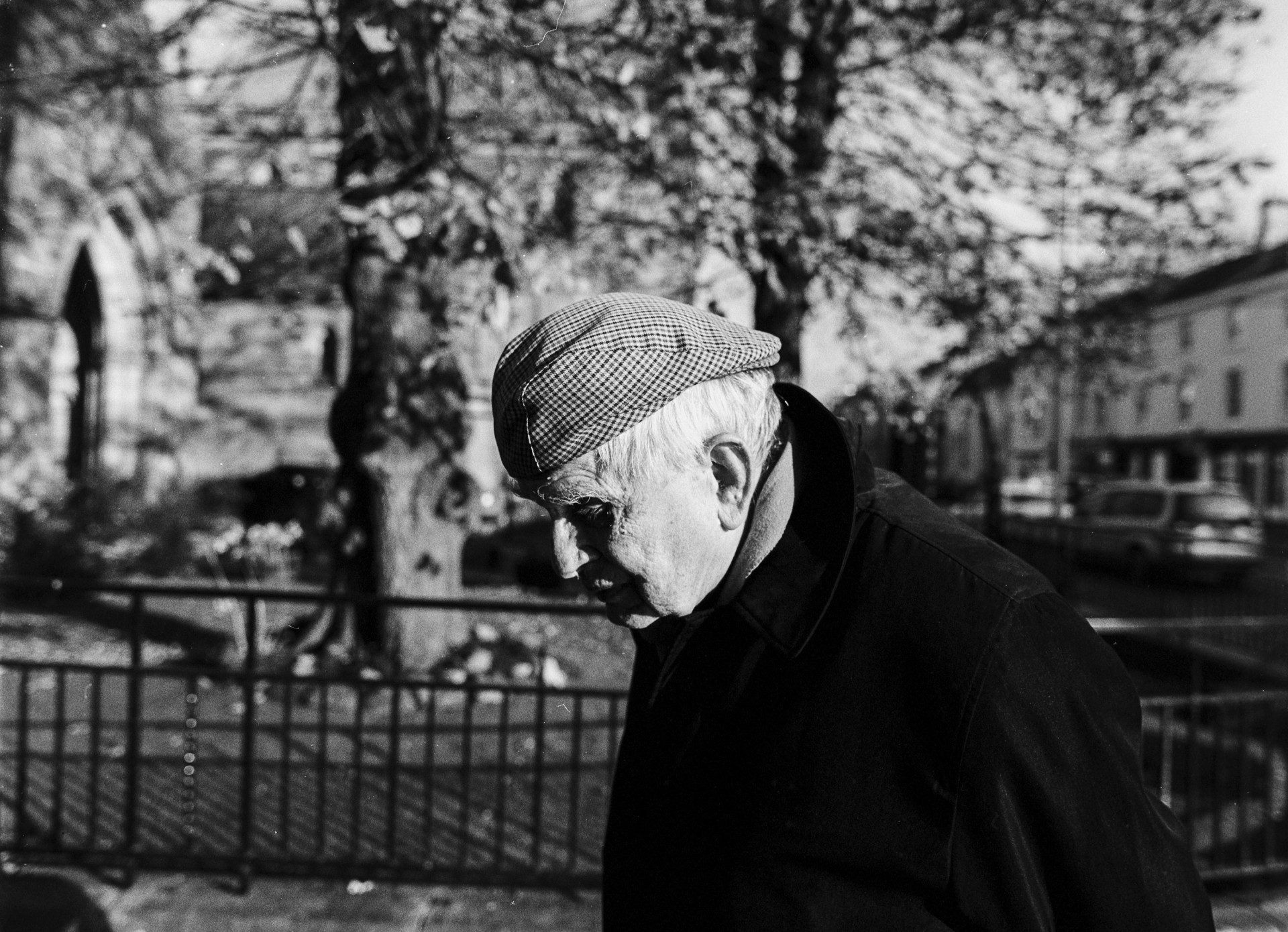 Tomas Venclova St Andrews mieste Škotijoje 2019-ųjų spalį. ©Artūras Morozovas