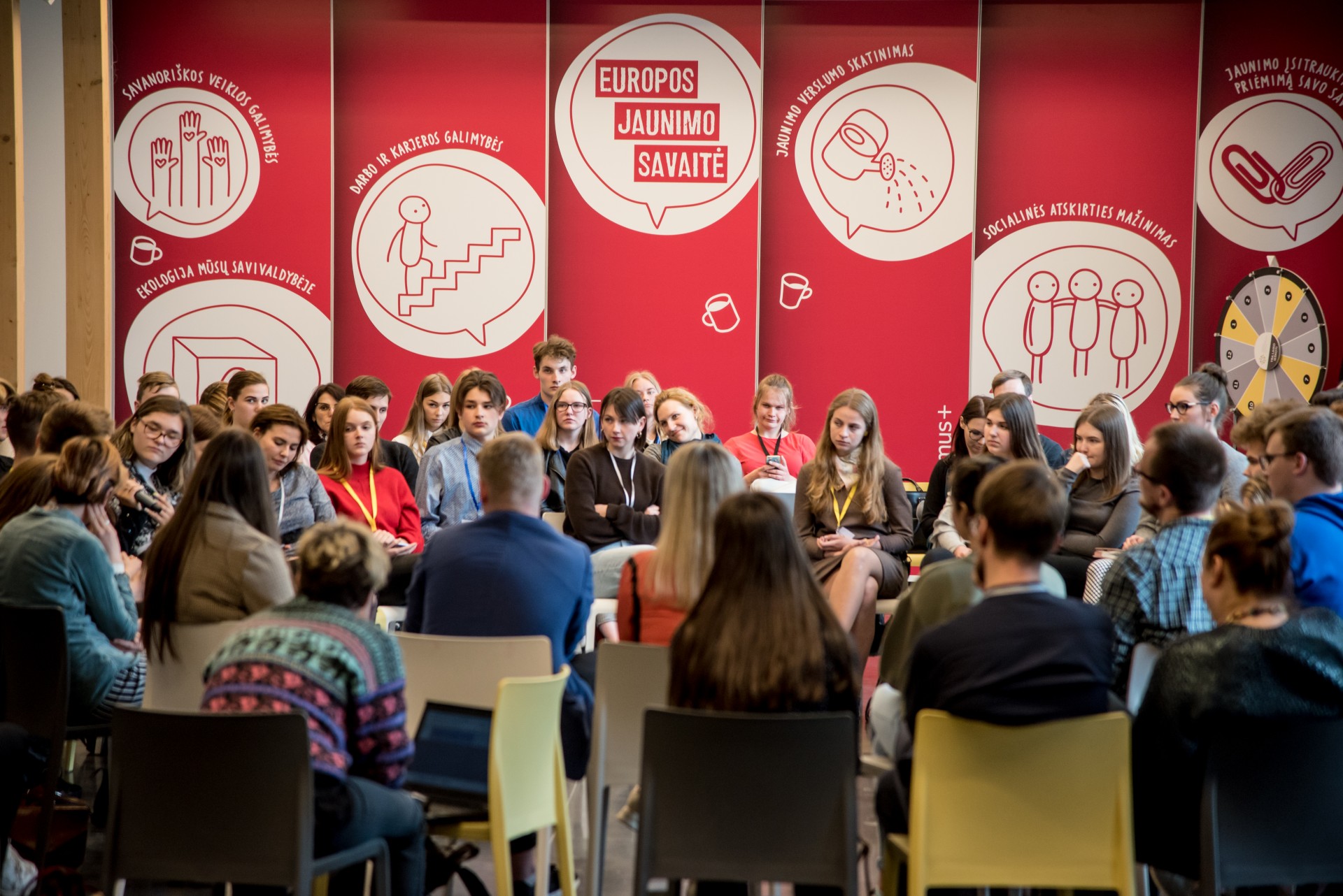 Lietuvos jaunimo organizacijų atstovai diskusijoje „Vilnius Tech Park“. ©Artūras Morozovas