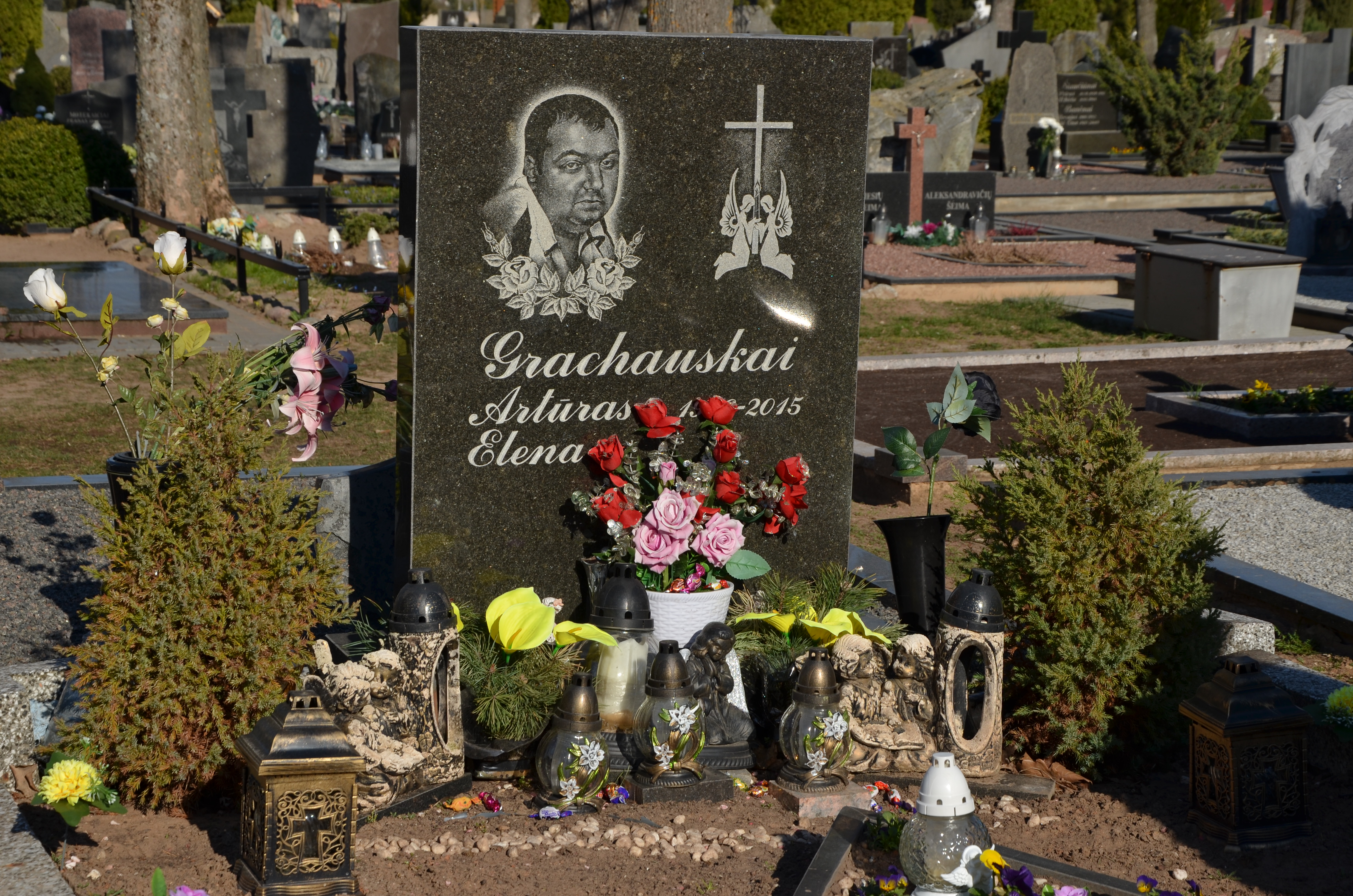 Tai tik vienas nedaugelio panašumų tarp etninių romų ir etninių lietuvių, nors dažnai šios bendruomenės norimos nupiešti kaip fundamentaliai skirtingos. ©Beatričė Bankauskaitė