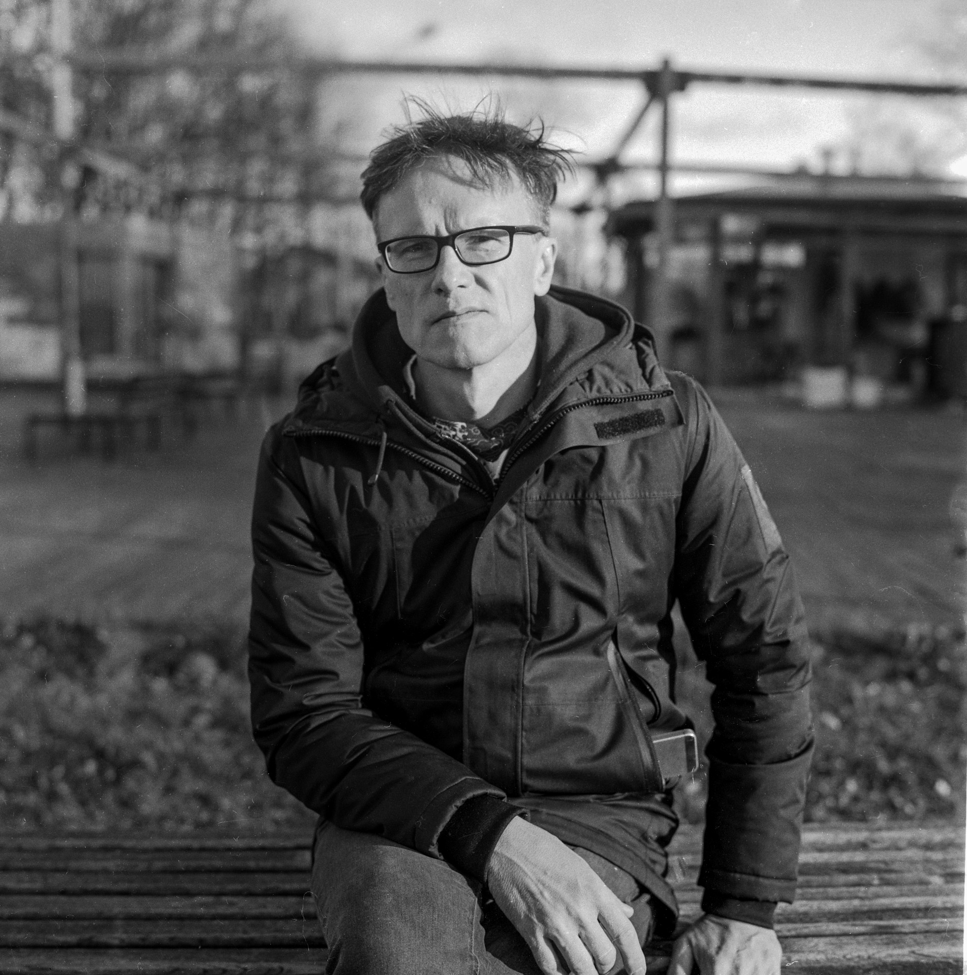 Ką kalba Gustonių kaimo portretai? Interviu su Dariumi Žiūra