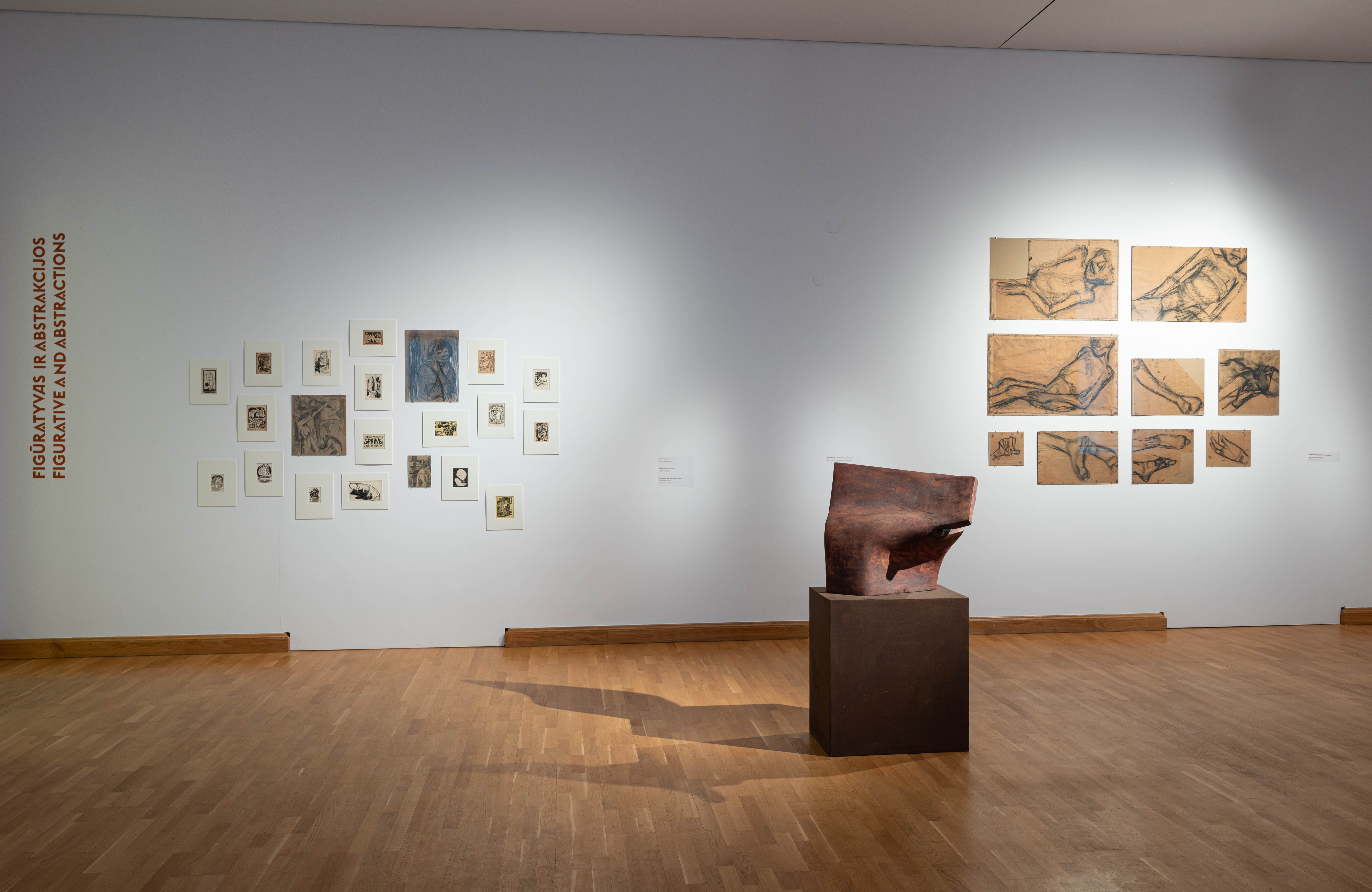 Nijolė Šivickas „Sulaikytas įtrūkis“ (1985). ©Gintarė Grigėnaitė / Lietuvos nacionalinis dailės muziejus
