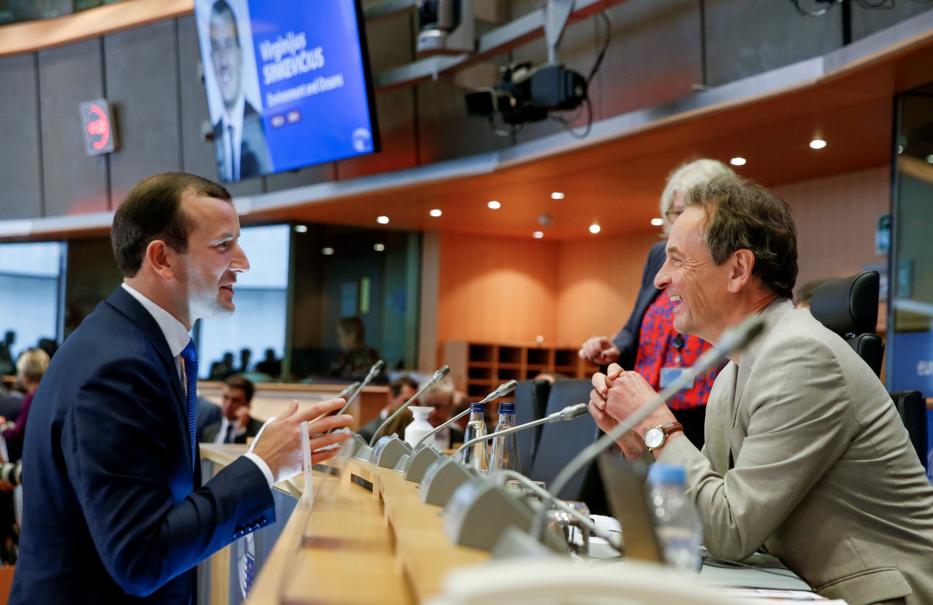 Lietuvoje Eurokomisarą Vytenį Povilą Andriukaitį pakeitė Virginijus Sinkevičius. Būdamas vos 28-erių jis yra jauniausias Eurokomisaras sąjungos istorijoje. ©Philippe Buissin