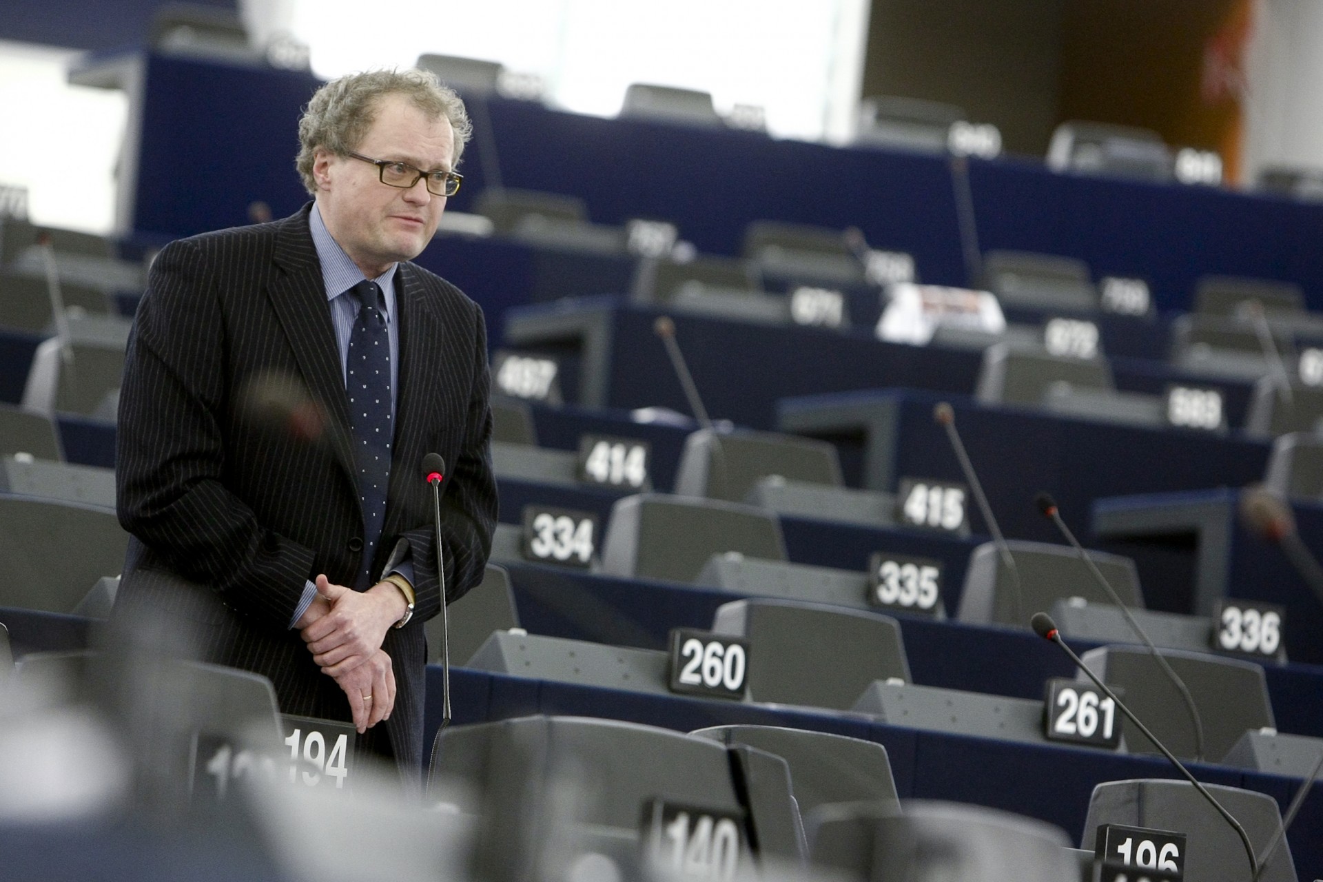 Europarlamentaru dvi kadencijas buvo Aukščiausiosios Tarybos pirmininkas Vytautas Landsbergis, o 2009 m. į parlamentą išrinktas filosofas Leonidas Donskis (nuotraukoje), sužmoginęs šią instituciją daugelio Lietuvos rinkėjų akyse.  ©Mathieu Cugnot