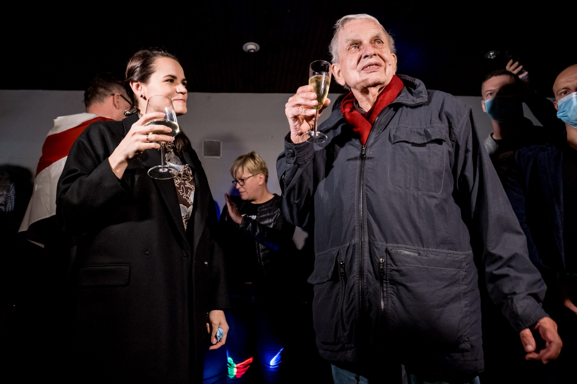 Pasveikinti Svetlanos Tichanovskajos atvyko ir poetas Tomas Venclova, kuris gimtadienį švenčia tą pačią dieną – rugsėjo 11-ąją. ©Artūras Morozovas