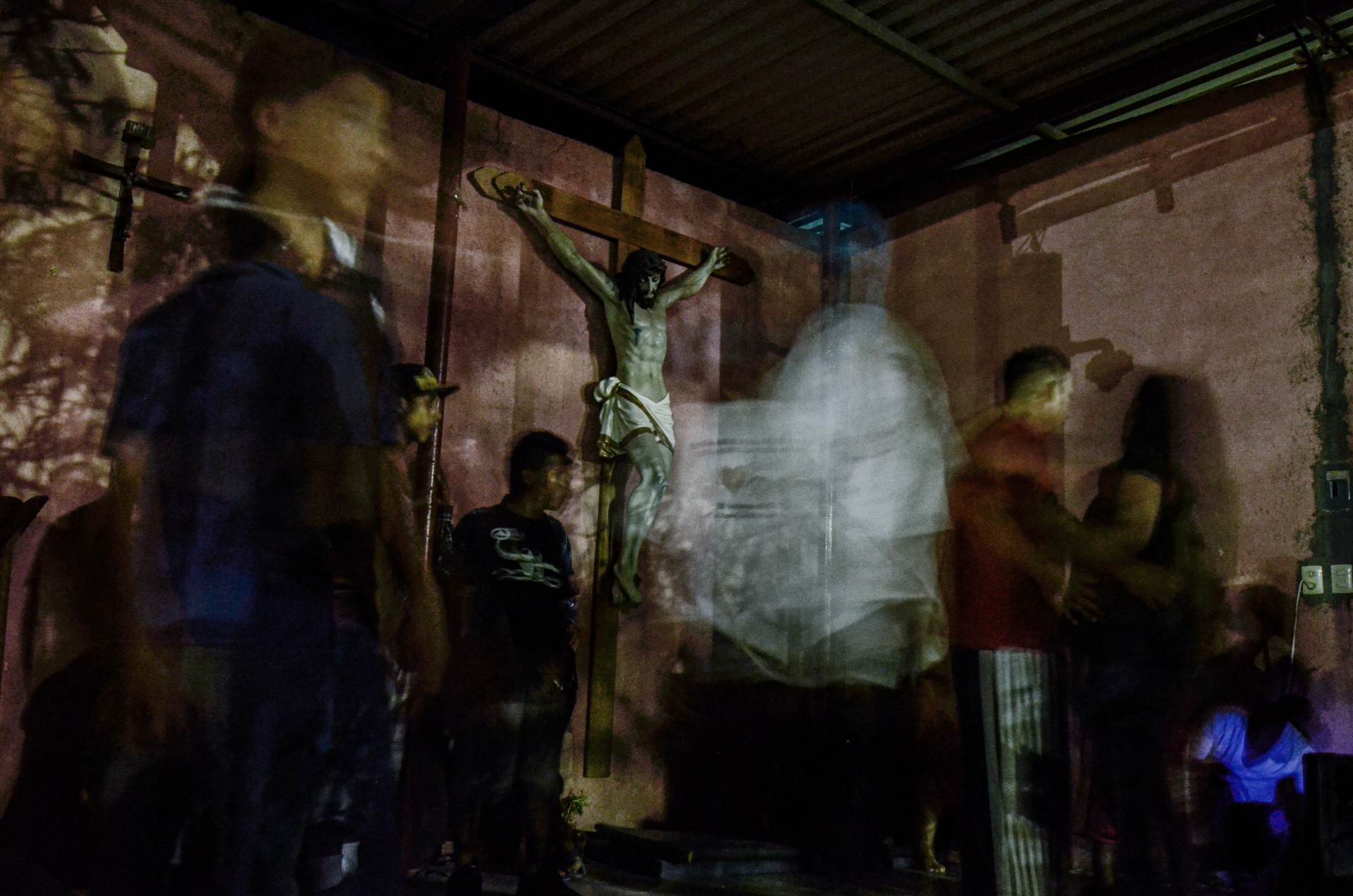 Penktadienio šokių vakaras migrantų prieglaudos koplyčioje. Istepekas, Oachakos valstija, 2015 m.