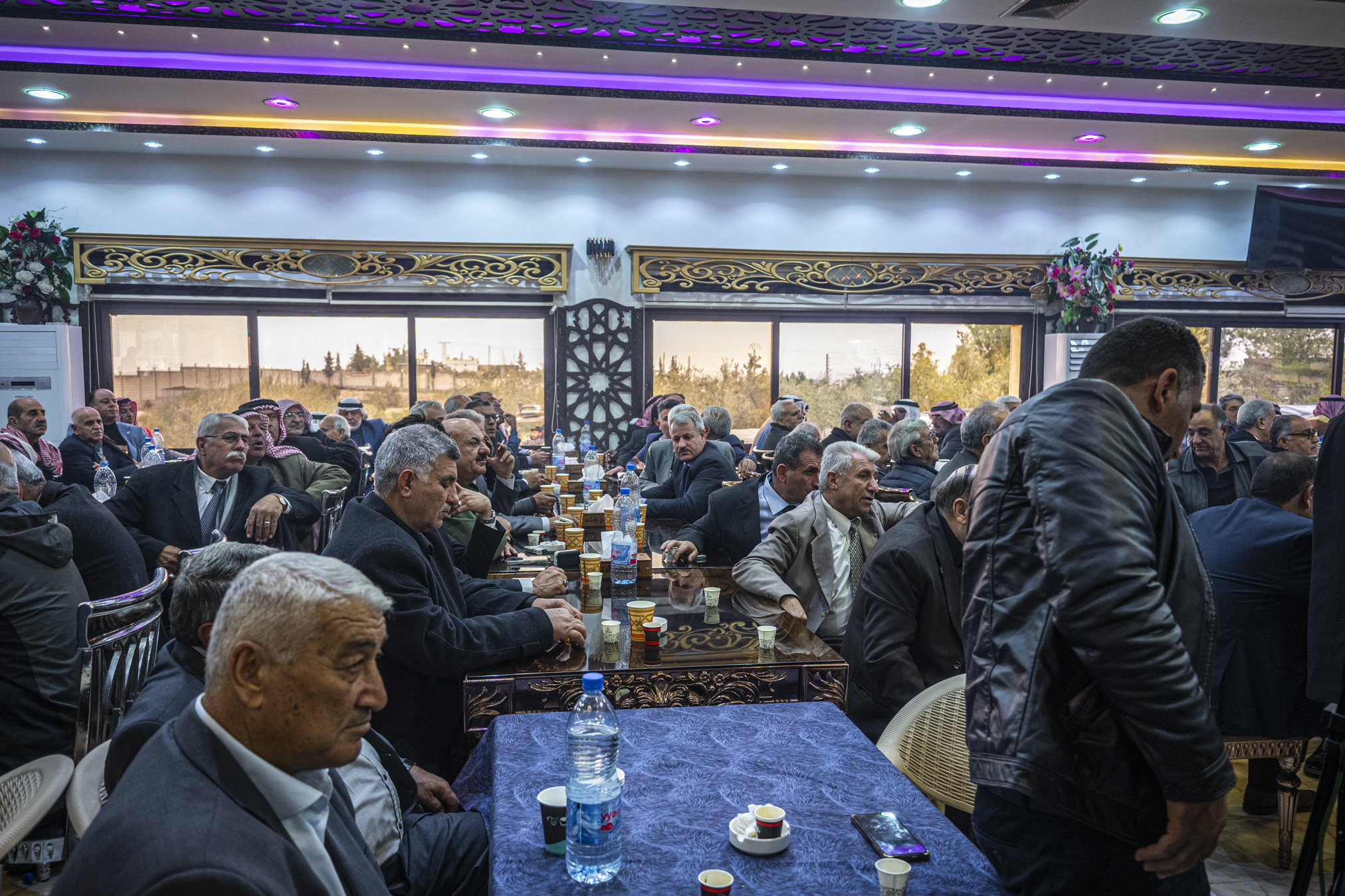 Kurdų Sirijoje atstovai taikos konferencijoje. ©Denis Vėjas