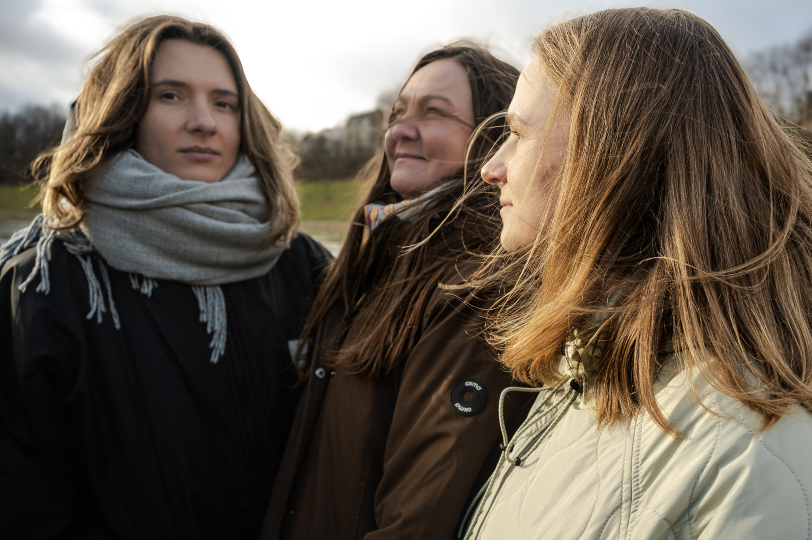 Iš kairės: Laura Riaubaitė-Pinzar, Vaiva Klimaitė ir Jonė Piekuraitė-Dudėnė. ©Denis Vėjas