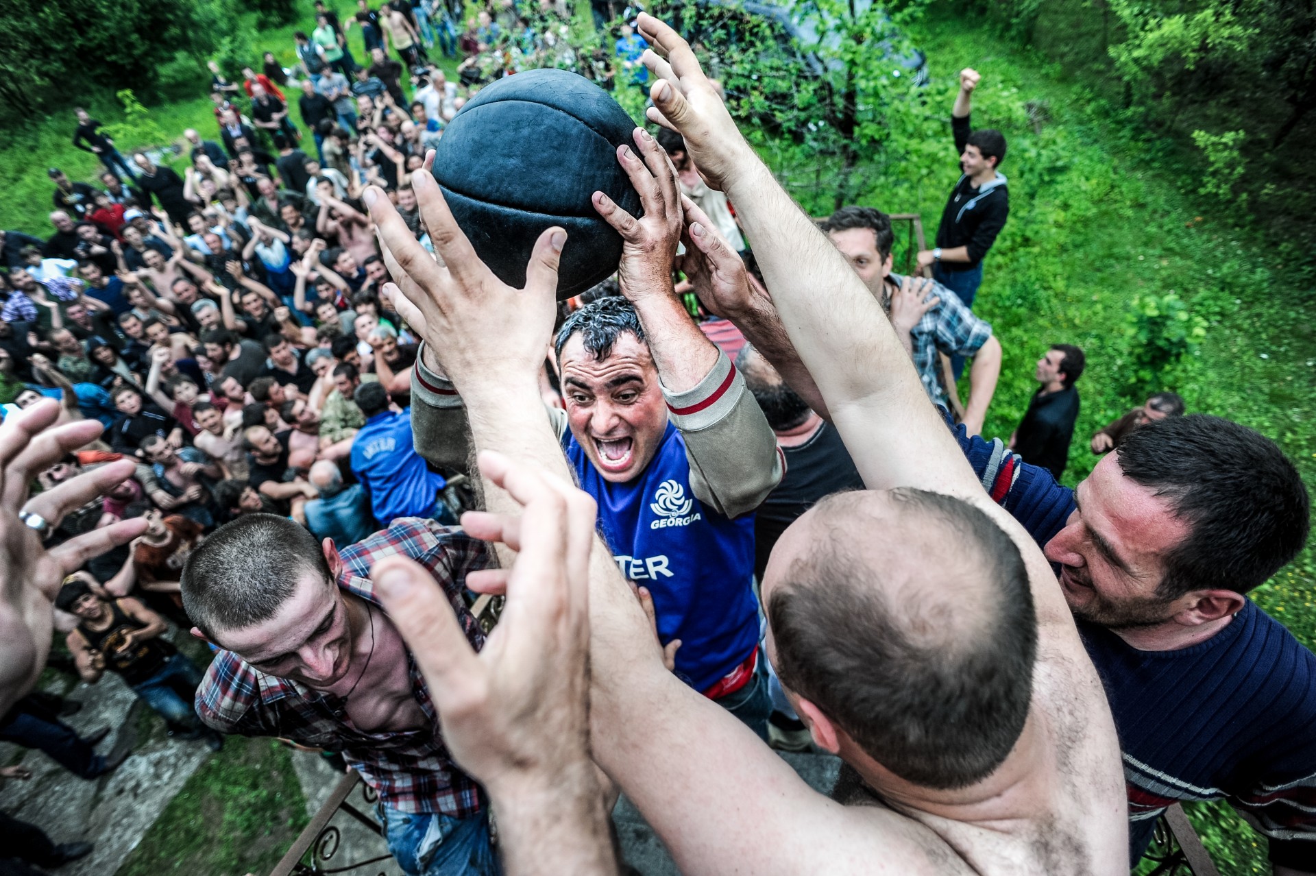 Sakartvelo kaimelyje šv. Velykos sutinkamos Lelo kova