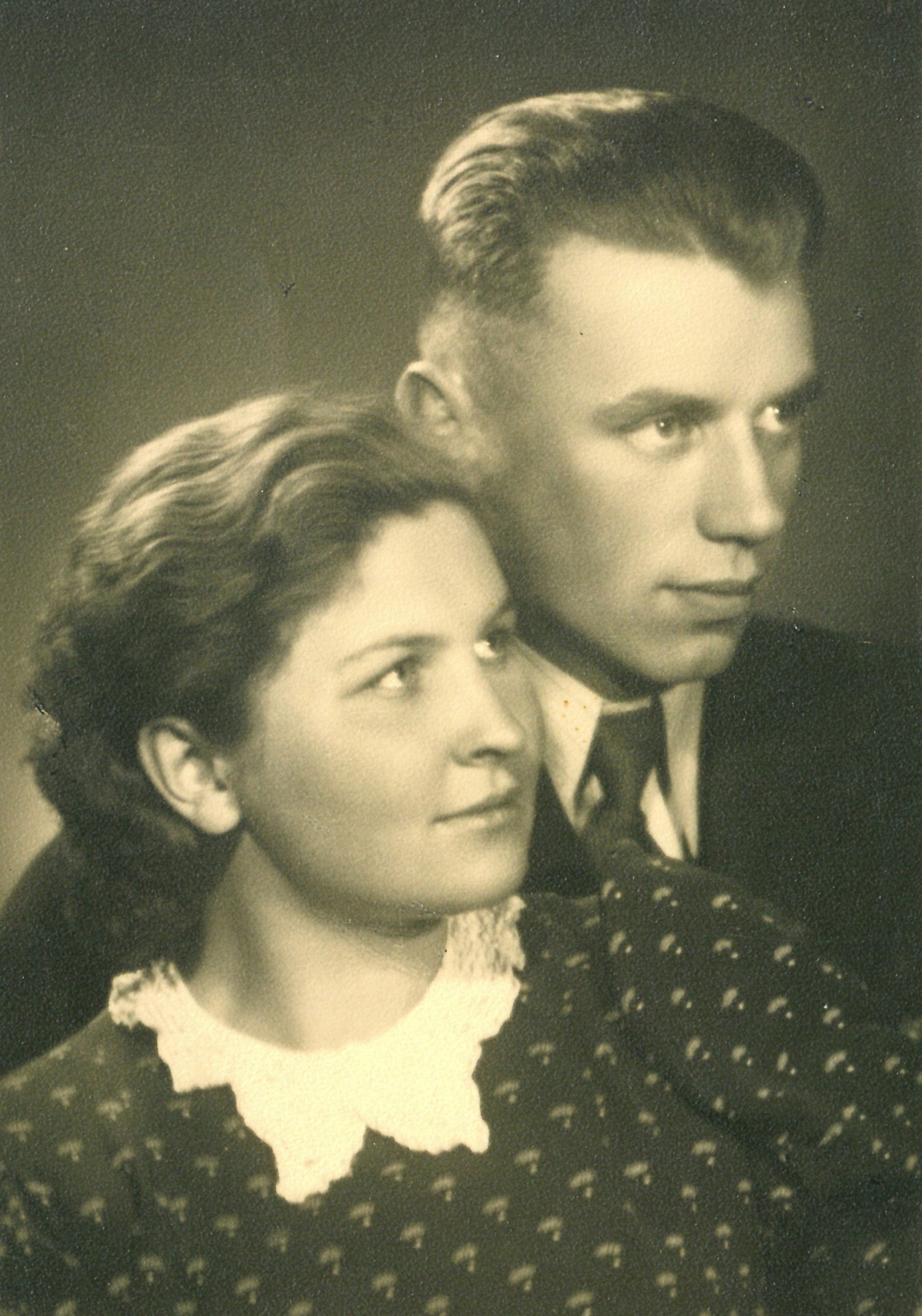 Marija Alseikaitė-Gimbutienė su vyru Jurgiu Gimbutu apie 1941 m.