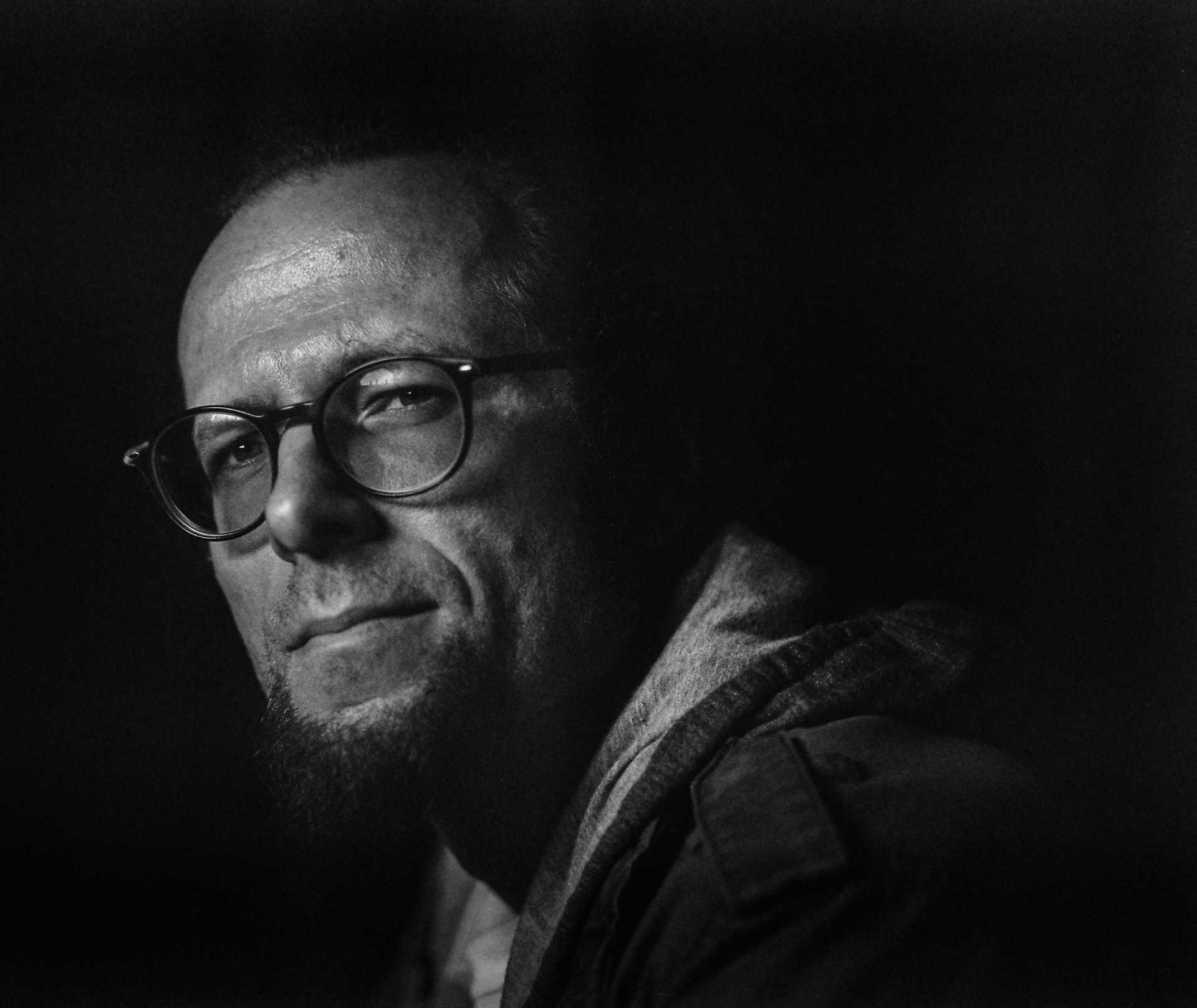 Marius Burokas ir poezija, padedanti neišsikraustyti iš proto