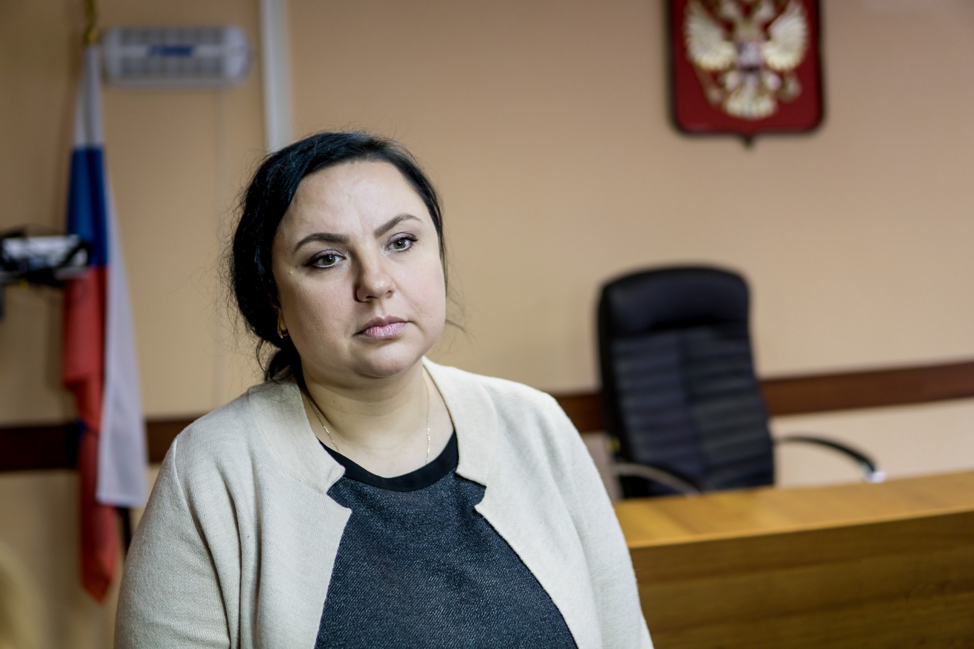 Advokatė Irina Biriukova gina Rusijos kalėjimuose įkalintų ir dažnai kankinamų žmonių teises. Interviu su ja – iš „Kol dega raudona“ audioserialo apie šiandieninės Rusijos politinius disidentus. ©Artūras Morozovas