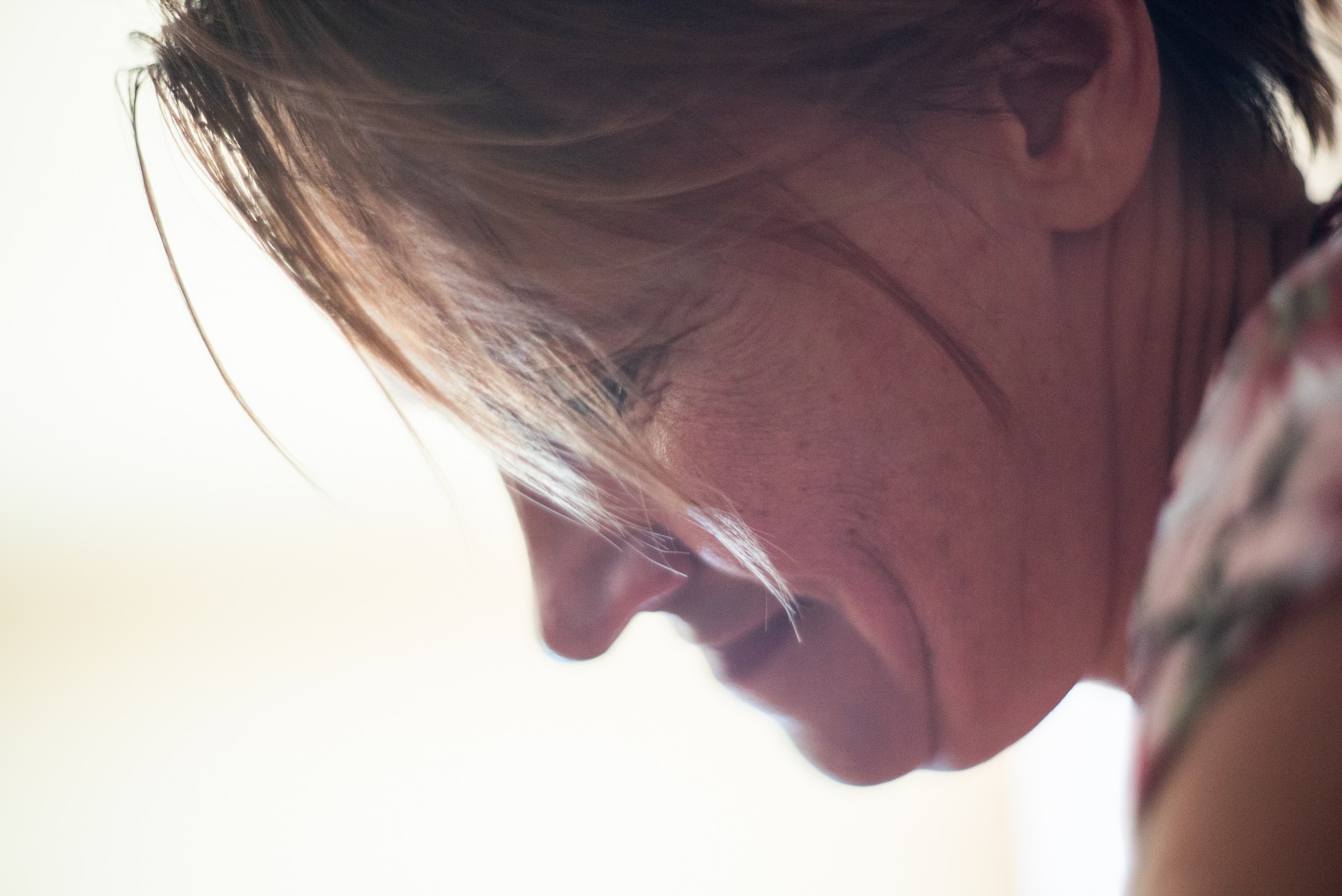 „Mums labai jūsų trūksta. Linkime, kad jūs laimėtumėte. Grįžkite kuo greičiau“, – kalėdiniame sveikinime Lilijai kalbėjo mokiniai. ©Severina Venckutė