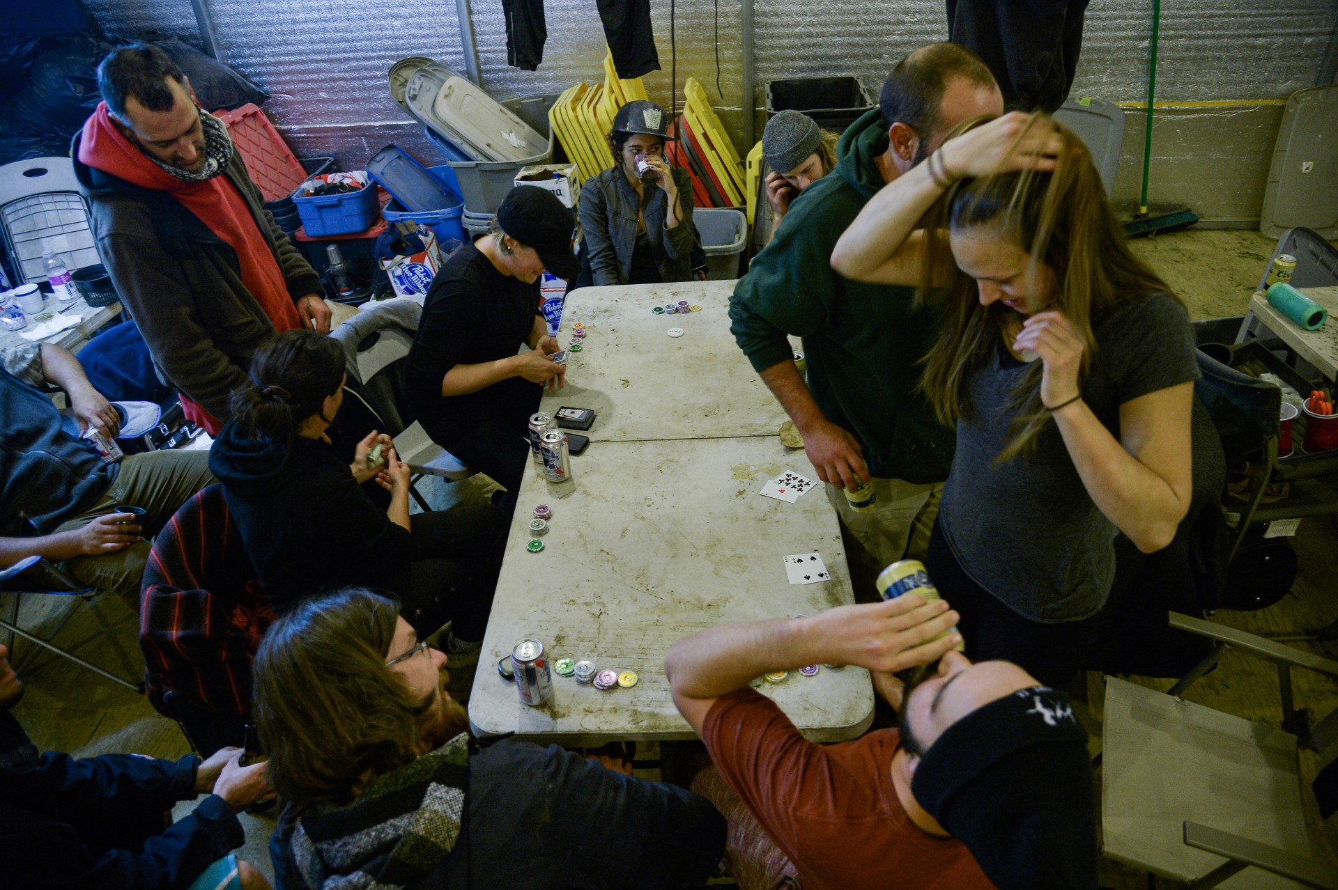Viena iš fermų tradicijų – pabaigus derlių lošti pokerį iš pinigų. Humboldtas, Kalifornija, 2015 m.
