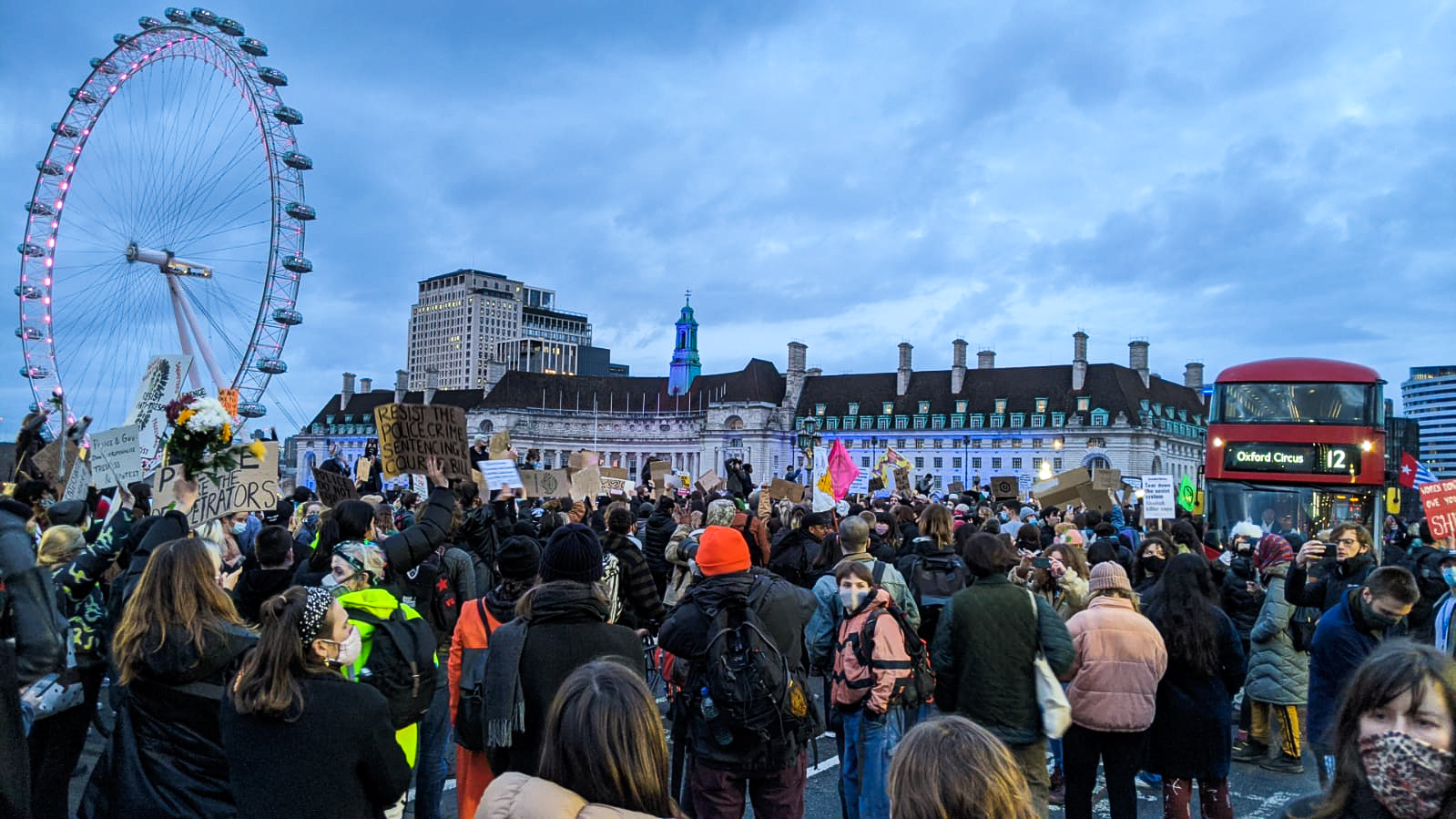 Kovo 16 d. protestas dėl Saros Everard nužudymo, Vestminsterio tiltas. ©S. Kelly