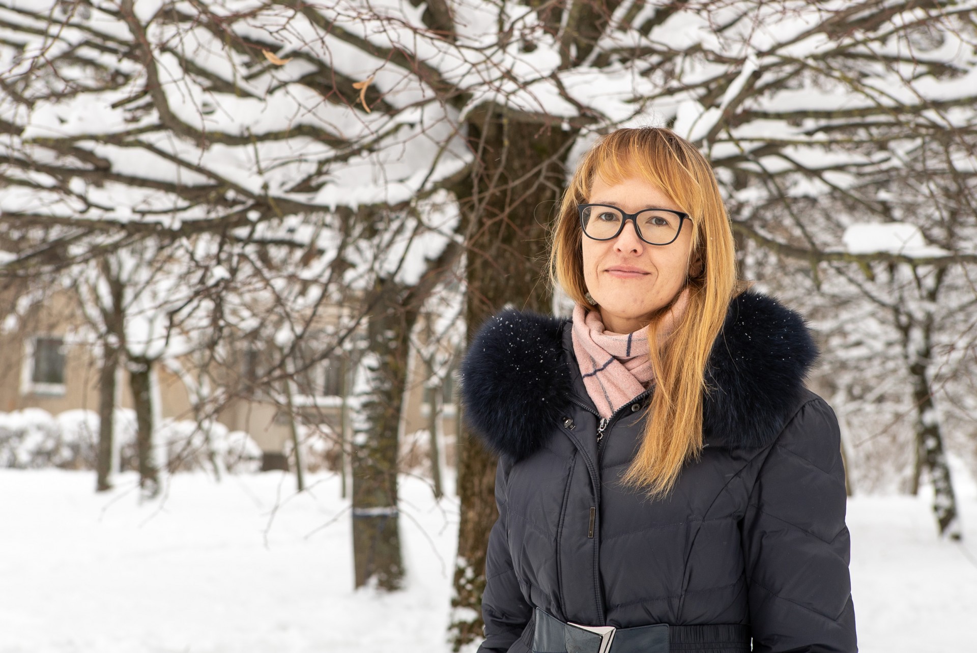 Vilniaus universiteto Teisės fakulteto ir TSPMI dėstytoja, Žmogaus teisių stebėjimo instituto Teisės programų vadovė dr. Erika Leonaitė. ©Martyna Šulskutė