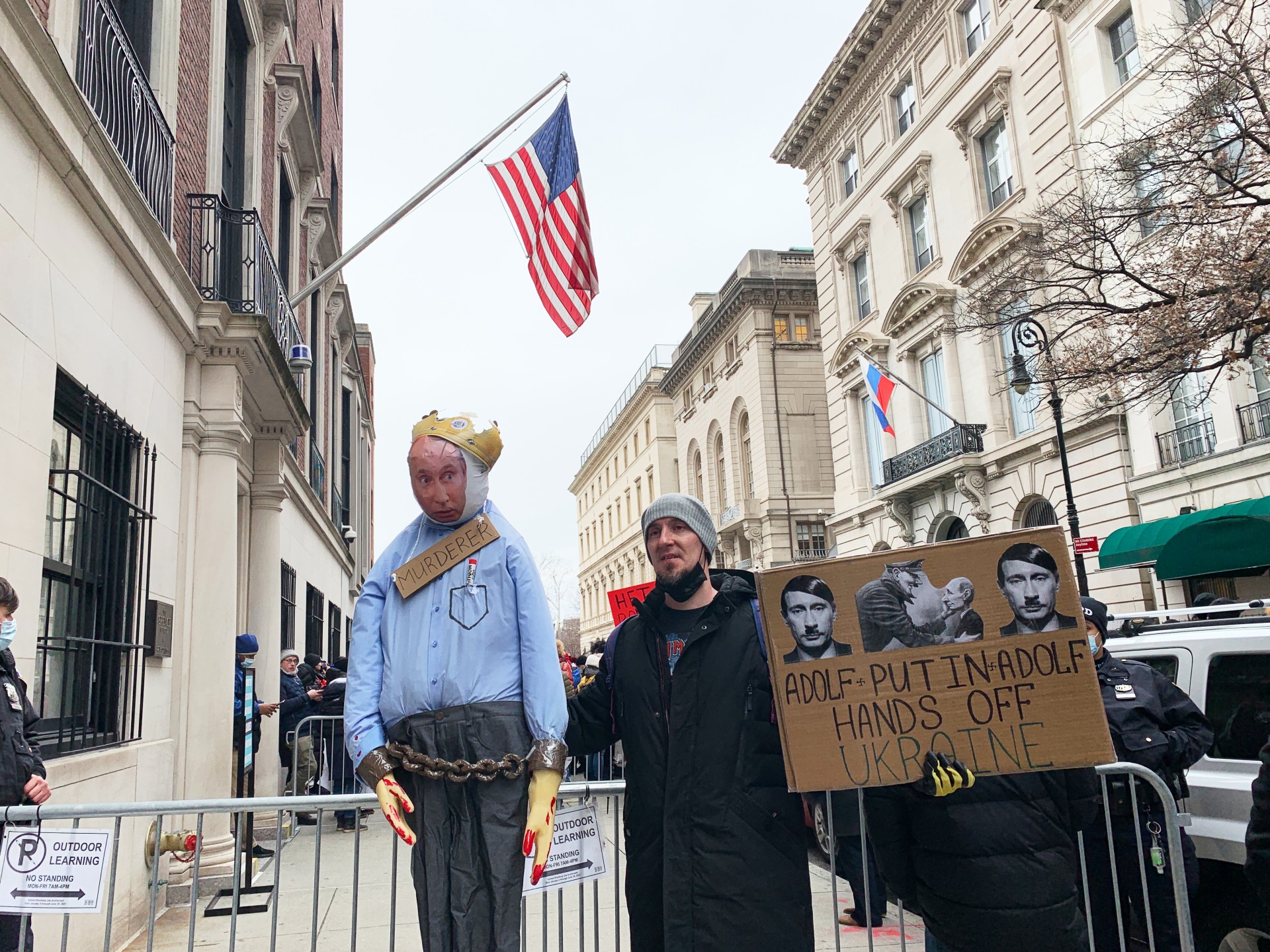 Protestas prieš Rusijos invaziją į Ukrainą prie Rusijos konsulato Niujorke, vasario 24 d.