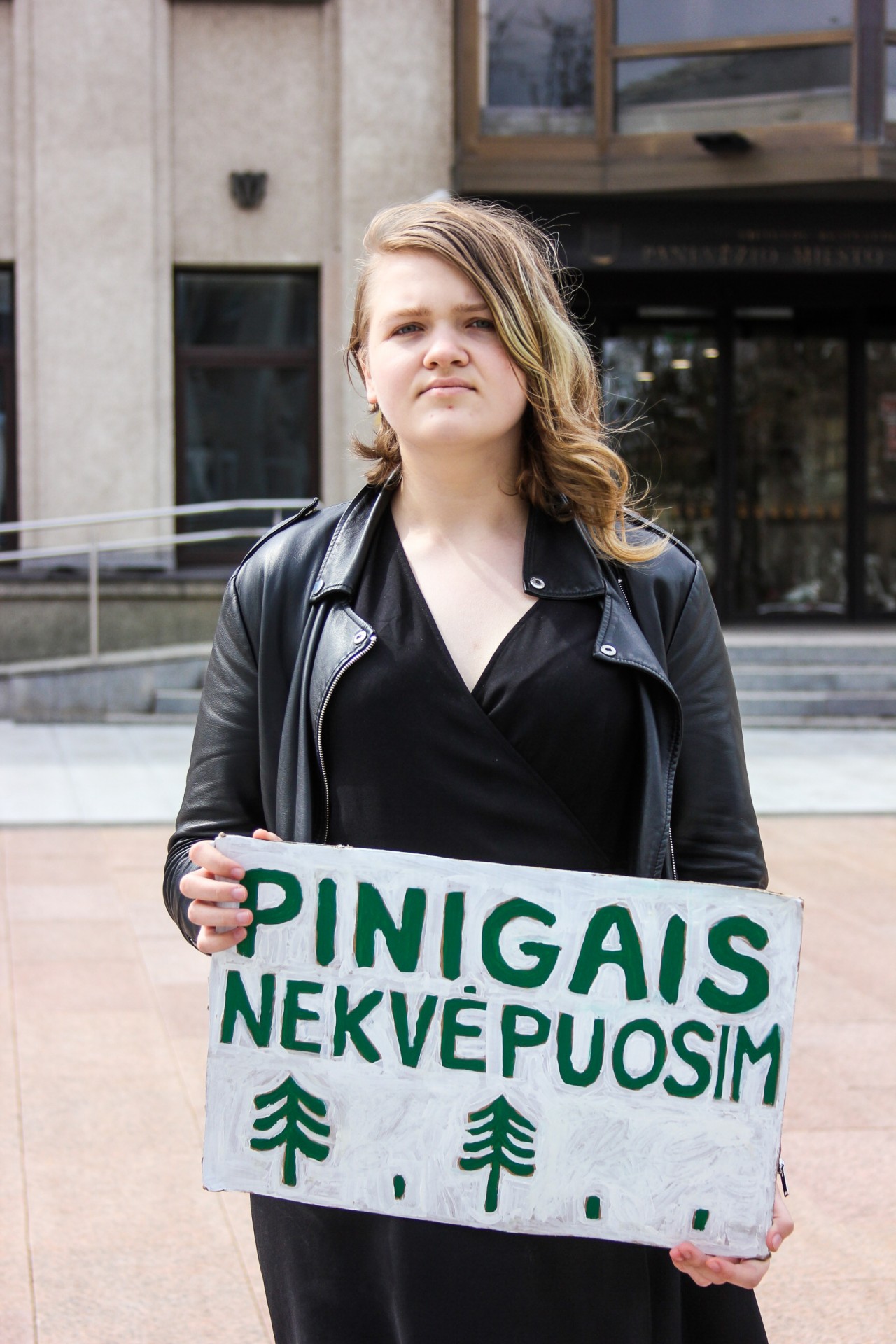 Viena iš FFF aktyvisčių Panevėžyje. ©Austėja Zaveckaitė