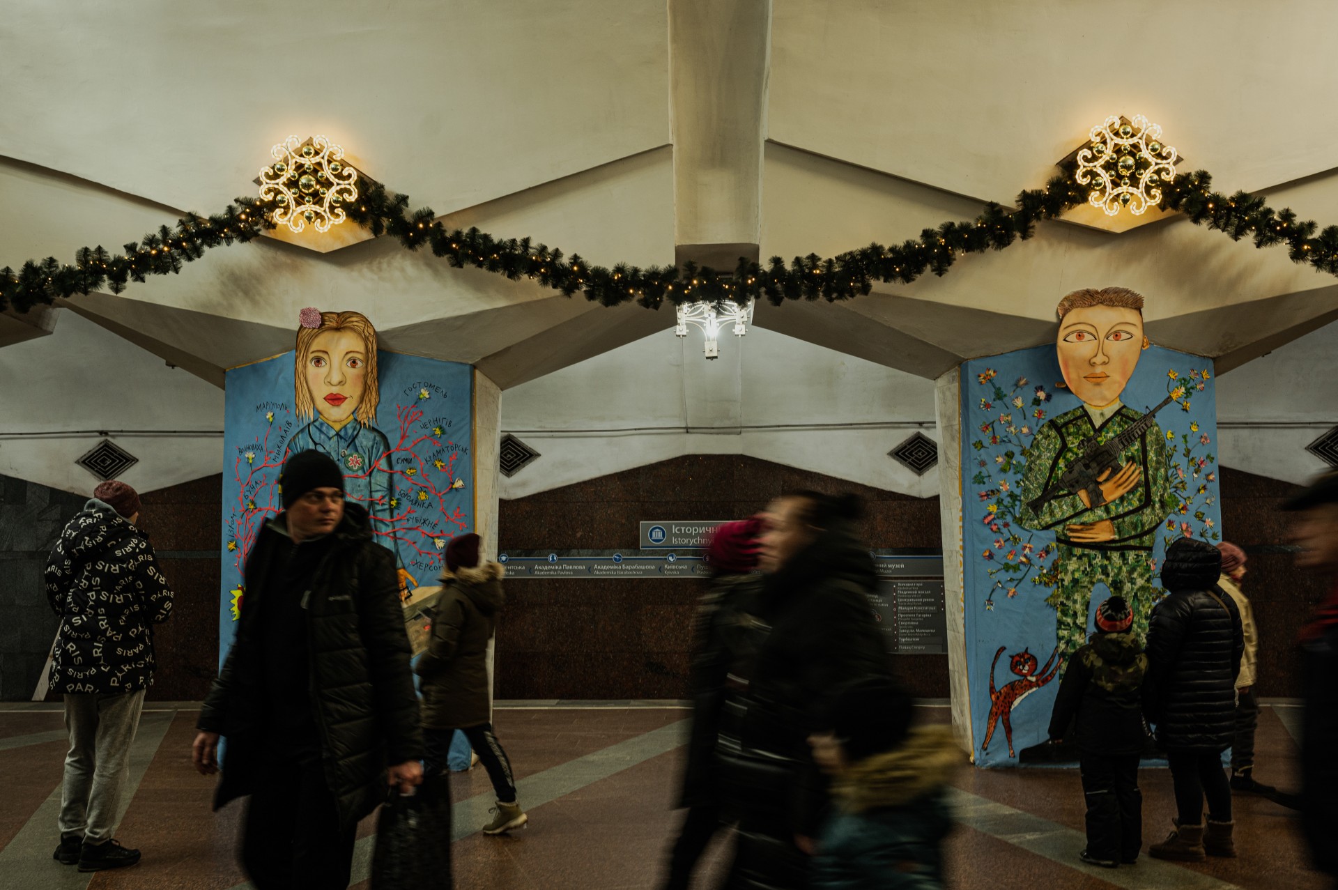 Metro stotis deokupuotame Charkive. ©Denis Vėjas