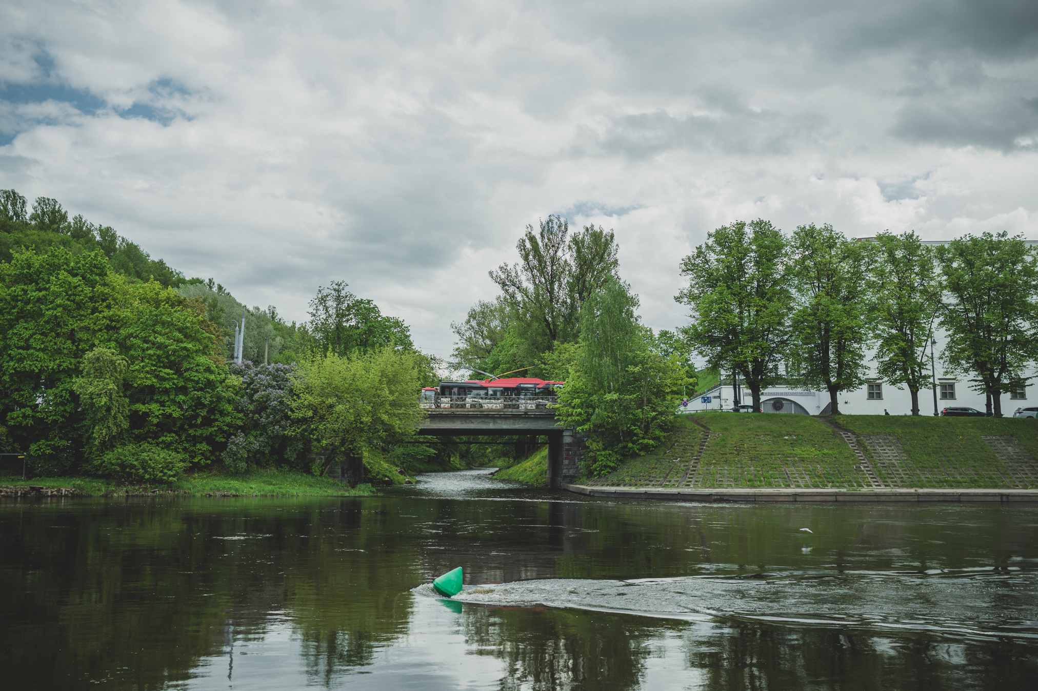 Iki 2030 m. Vilniaus viešojo transporto parkas turėtų būtų išplėstas iki 824 transporto priemonių (dabar Vilniaus mieste važinėja daugiau nei 600 autobusų ir troleibusų). ©Denis Vėjas